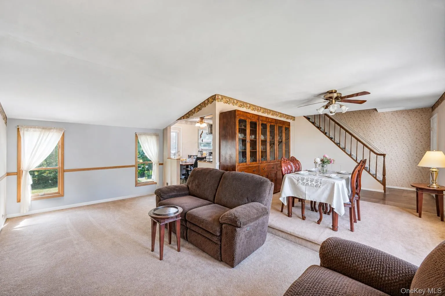 8 Wantagh Avenue, Islip, NY, 4 Bedrooms Bedrooms, 8 Rooms Rooms,2 BathroomsBathrooms,Residential,For Rent,Wantagh,0,KEY1012597 8 Wantagh Avenue, Islip, NY, 4 Bedrooms Bedrooms, 8 Rooms Rooms,2 BathroomsBathrooms,Residential,For Rent,Wantagh,0,KEY1012597