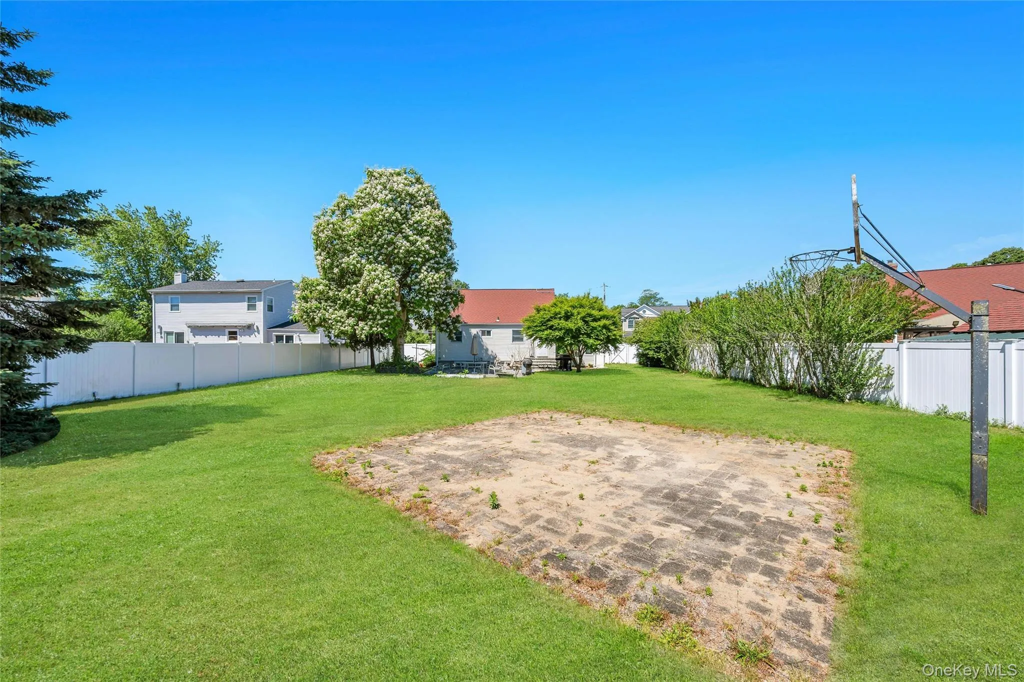 8 Wantagh Avenue, Islip, NY, 4 Bedrooms Bedrooms, 8 Rooms Rooms,2 BathroomsBathrooms,Residential,For Rent,Wantagh,0,KEY1012597 8 Wantagh Avenue, Islip, NY, 4 Bedrooms Bedrooms, 8 Rooms Rooms,2 BathroomsBathrooms,Residential,For Rent,Wantagh,0,KEY1012597