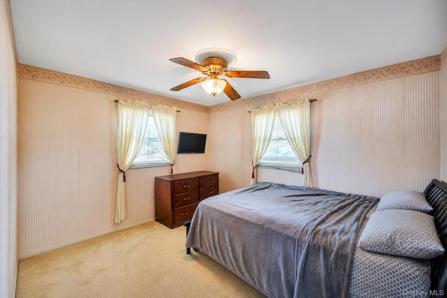 8 Wantagh Avenue, Islip, NY, 4 Bedrooms Bedrooms, 8 Rooms Rooms,2 BathroomsBathrooms,Residential,For Rent,Wantagh,0,KEY1012597 8 Wantagh Avenue, Islip, NY, 4 Bedrooms Bedrooms, 8 Rooms Rooms,2 BathroomsBathrooms,Residential,For Rent,Wantagh,0,KEY1012597