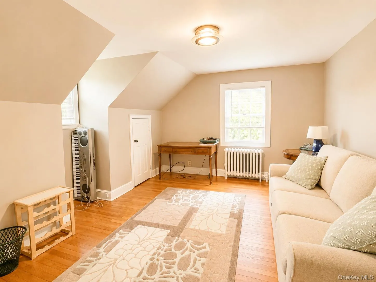 15 Anita Place, Oyster Bay, NY, 4 Bedrooms Bedrooms, 8 Rooms Rooms,3 BathroomsBathrooms,Residential,For Rent,Anita,0,1012598 15 Anita Place, Oyster Bay, NY, 4 Bedrooms Bedrooms, 8 Rooms Rooms,3 BathroomsBathrooms,Residential,For Rent,Anita,0,1012598