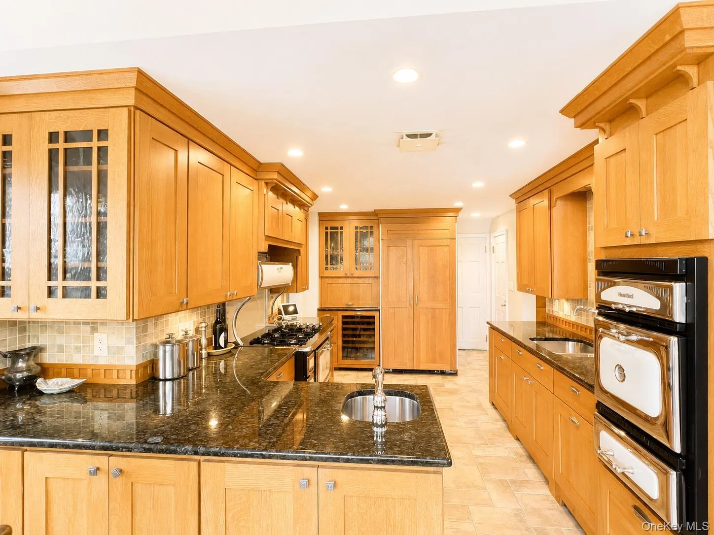 15 Anita Place, Oyster Bay, NY, 4 Bedrooms Bedrooms, 8 Rooms Rooms,3 BathroomsBathrooms,Residential,For Rent,Anita,0,1012598 15 Anita Place, Oyster Bay, NY, 4 Bedrooms Bedrooms, 8 Rooms Rooms,3 BathroomsBathrooms,Residential,For Rent,Anita,0,1012598