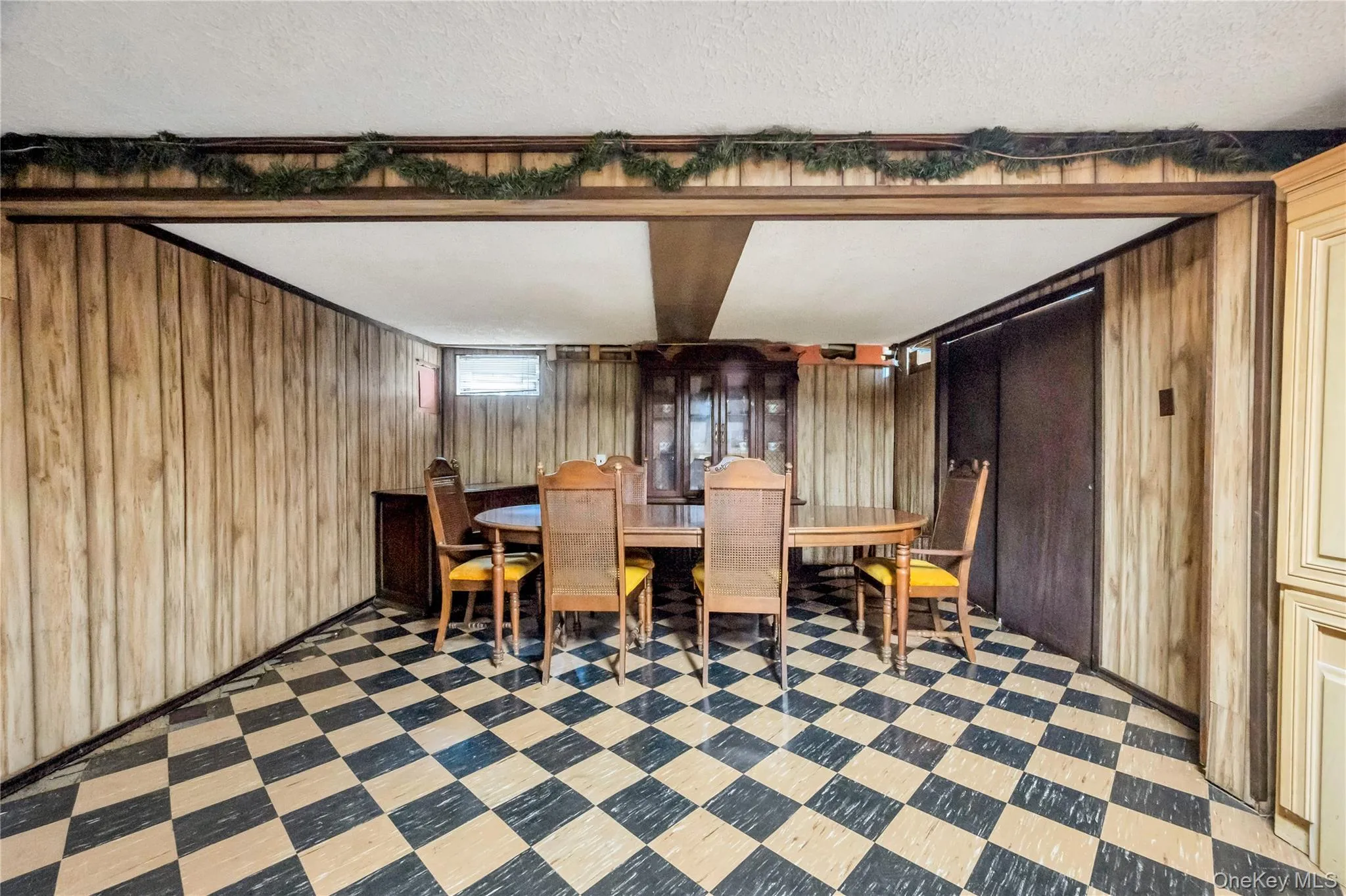 88 Pinewood Drive, Brookhaven, NY, 3 Bedrooms Bedrooms, 6 Rooms Rooms,1 BathroomBathrooms,Residential,For Rent,Pinewood,0,1012599 88 Pinewood Drive, Brookhaven, NY, 3 Bedrooms Bedrooms, 6 Rooms Rooms,1 BathroomBathrooms,Residential,For Rent,Pinewood,0,1012599