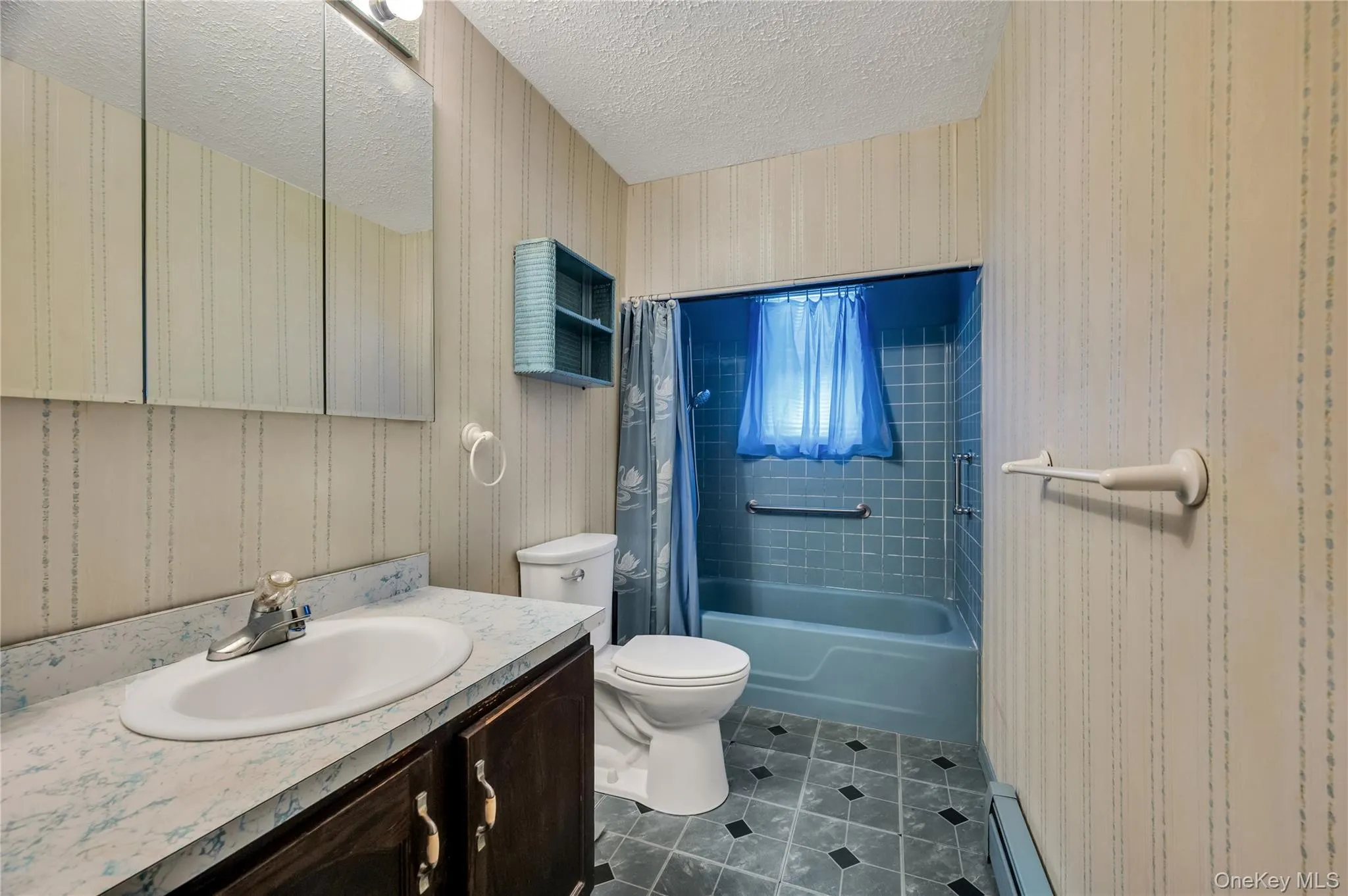 88 Pinewood Drive, Brookhaven, NY, 3 Bedrooms Bedrooms, 6 Rooms Rooms,1 BathroomBathrooms,Residential,For Rent,Pinewood,0,1012599 88 Pinewood Drive, Brookhaven, NY, 3 Bedrooms Bedrooms, 6 Rooms Rooms,1 BathroomBathrooms,Residential,For Rent,Pinewood,0,1012599