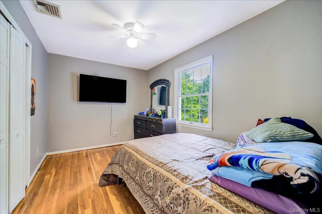 1 Cindy Lane, Woodbury, NY, 5 Bedrooms Bedrooms, 9 Rooms Rooms,4 BathroomsBathrooms,Residential,For Rent,Cindy,0,1012601 1 Cindy Lane, Woodbury, NY, 5 Bedrooms Bedrooms, 9 Rooms Rooms,4 BathroomsBathrooms,Residential,For Rent,Cindy,0,1012601
