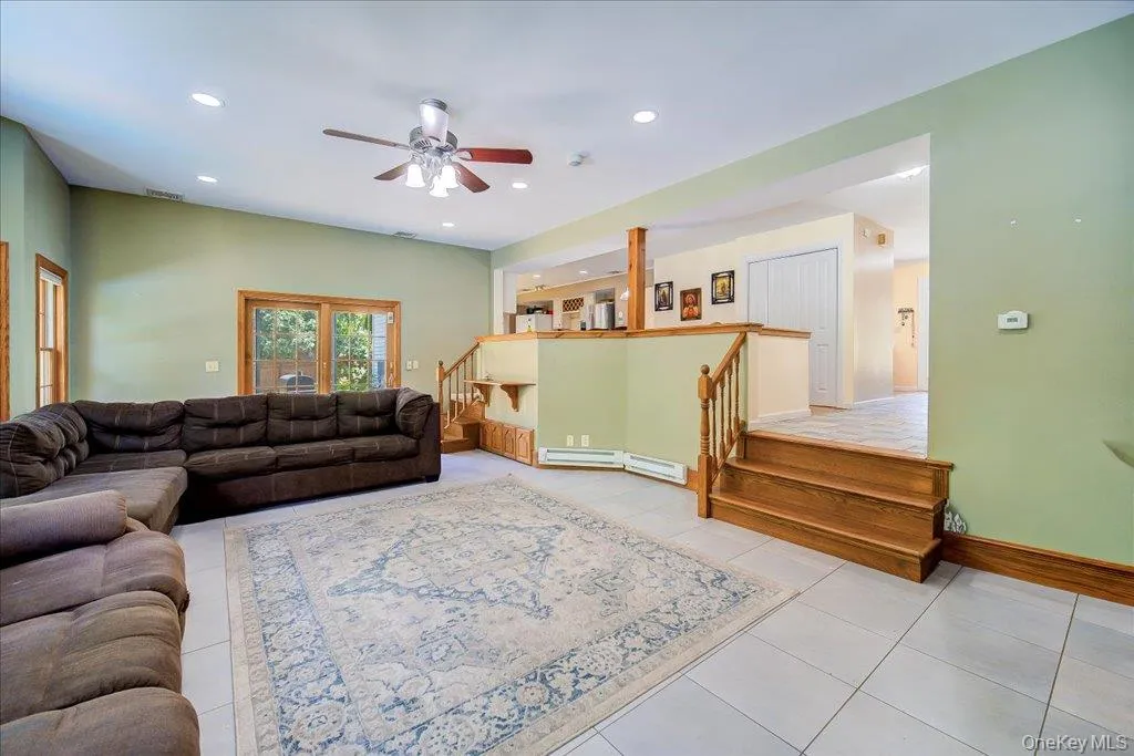 1 Cindy Lane, Woodbury, NY, 5 Bedrooms Bedrooms, 9 Rooms Rooms,4 BathroomsBathrooms,Residential,For Rent,Cindy,0,1012601 1 Cindy Lane, Woodbury, NY, 5 Bedrooms Bedrooms, 9 Rooms Rooms,4 BathroomsBathrooms,Residential,For Rent,Cindy,0,1012601