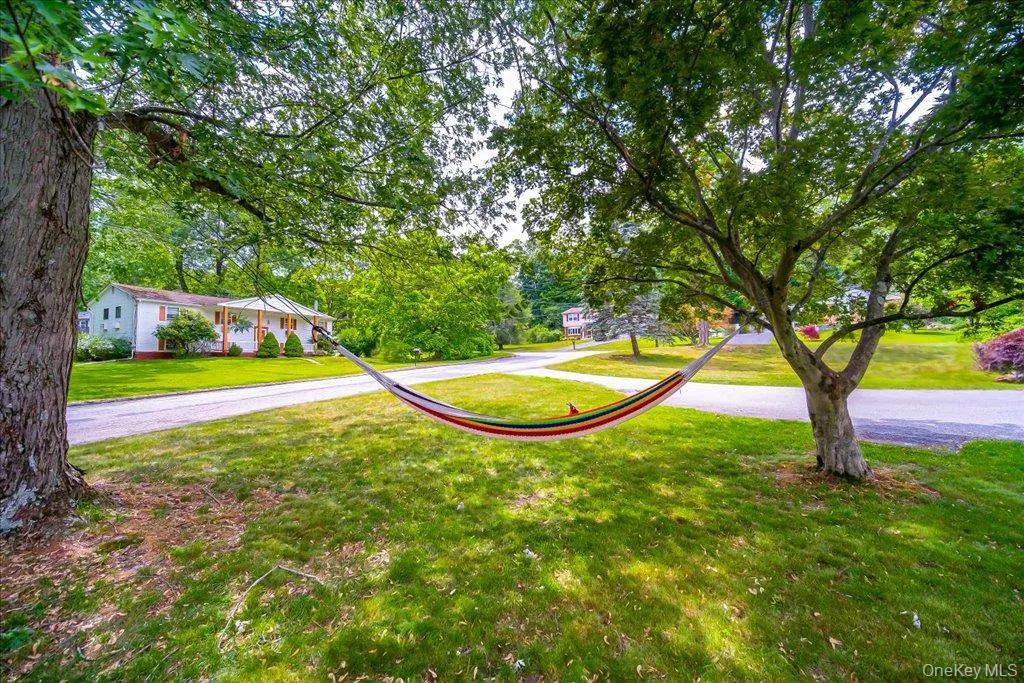 1 Cindy Lane, Woodbury, NY, 5 Bedrooms Bedrooms, 9 Rooms Rooms,4 BathroomsBathrooms,Residential,For Rent,Cindy,0,1012601 1 Cindy Lane, Woodbury, NY, 5 Bedrooms Bedrooms, 9 Rooms Rooms,4 BathroomsBathrooms,Residential,For Rent,Cindy,0,1012601