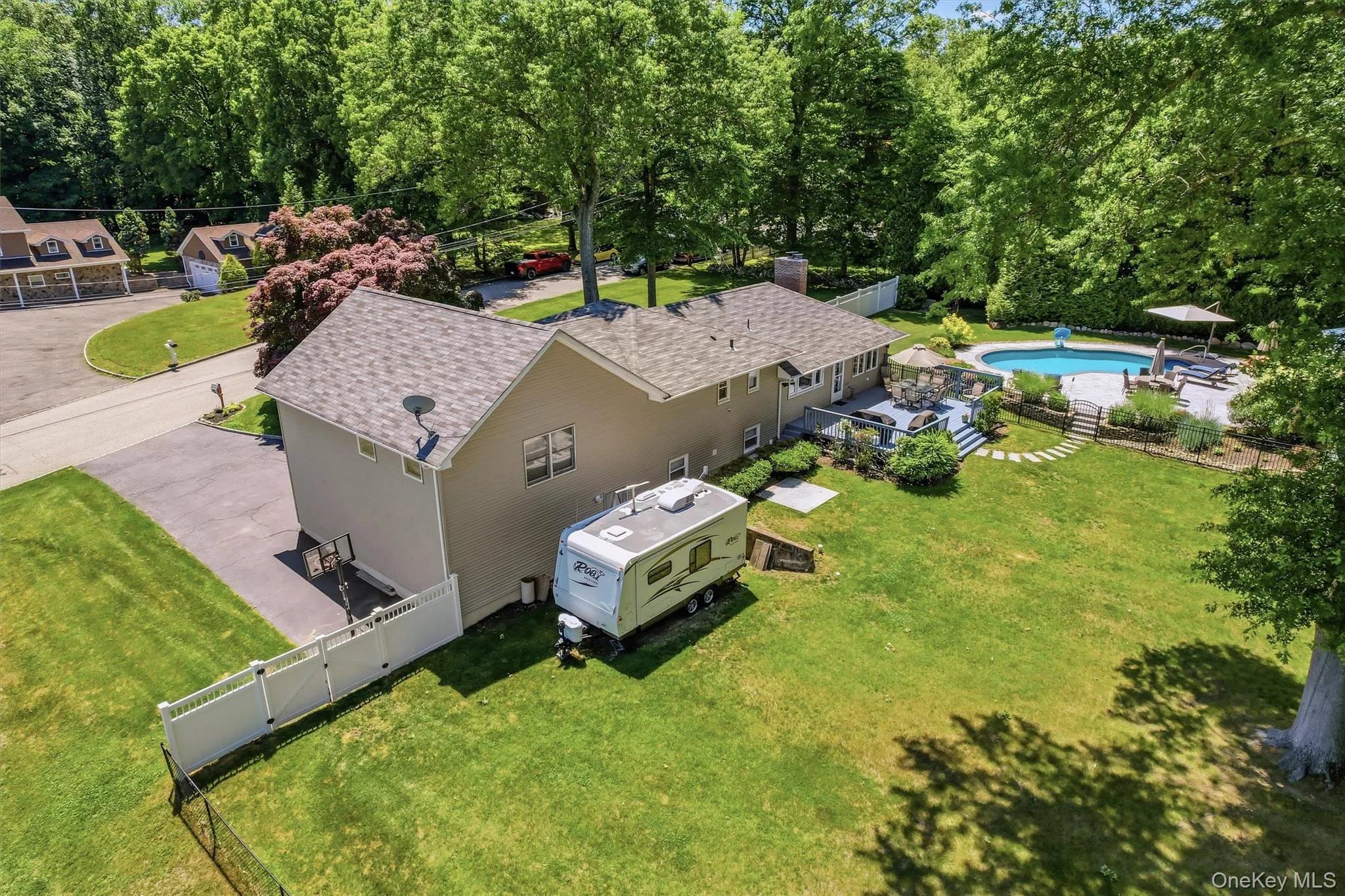 6 Biret Drive, Ramapo, NY, 5 Bedrooms Bedrooms, 10 Rooms Rooms,3 BathroomsBathrooms,Residential,For Rent,Biret,0,1012603 6 Biret Drive, Ramapo, NY, 5 Bedrooms Bedrooms, 10 Rooms Rooms,3 BathroomsBathrooms,Residential,For Rent,Biret,0,1012603