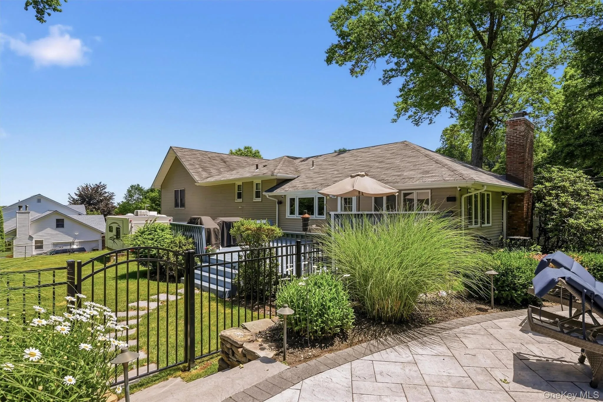 6 Biret Drive, Ramapo, NY, 5 Bedrooms Bedrooms, 10 Rooms Rooms,3 BathroomsBathrooms,Residential,For Rent,Biret,0,1012603 6 Biret Drive, Ramapo, NY, 5 Bedrooms Bedrooms, 10 Rooms Rooms,3 BathroomsBathrooms,Residential,For Rent,Biret,0,1012603