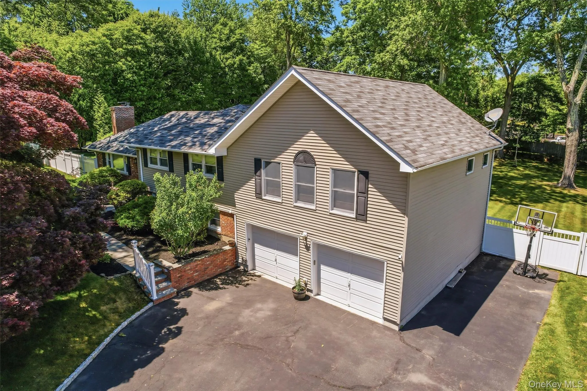 6 Biret Drive, Ramapo, NY, 5 Bedrooms Bedrooms, 10 Rooms Rooms,3 BathroomsBathrooms,Residential,For Rent,Biret,0,1012603 6 Biret Drive, Ramapo, NY, 5 Bedrooms Bedrooms, 10 Rooms Rooms,3 BathroomsBathrooms,Residential,For Rent,Biret,0,1012603