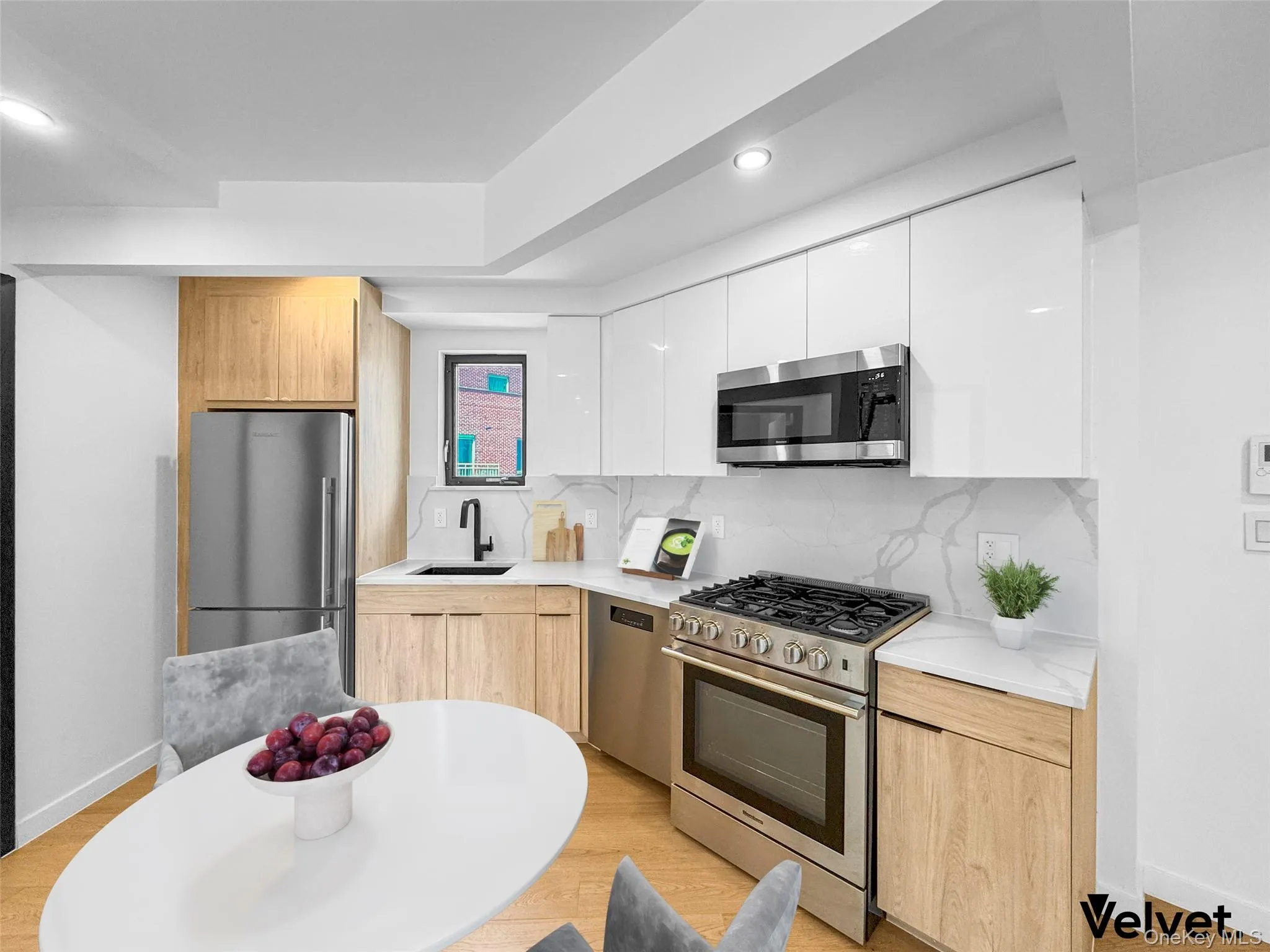 11617 Grosvenor Lane, New York, NY, 1 Bedroom Bedrooms, 3 Rooms Rooms,1 BathroomBathrooms,Residential Lease,For Rent,Grosvenor,0,1012605 11617 Grosvenor Lane, New York, NY, 1 Bedroom Bedrooms, 3 Rooms Rooms,1 BathroomBathrooms,Residential Lease,For Rent,Grosvenor,0,1012605