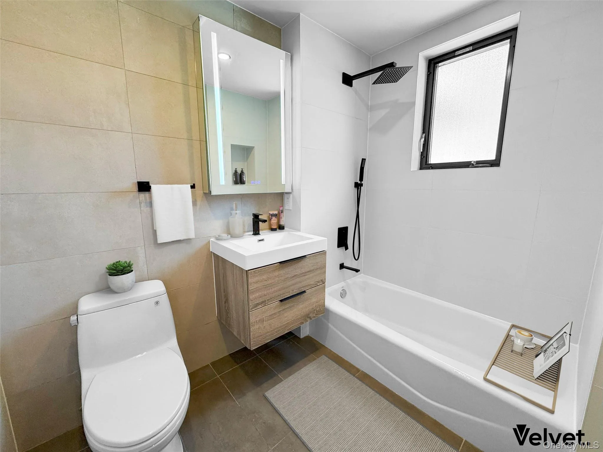 11617 Grosvenor Lane, New York, NY, 1 Bedroom Bedrooms, 3 Rooms Rooms,1 BathroomBathrooms,Residential Lease,For Rent,Grosvenor,0,1012605 11617 Grosvenor Lane, New York, NY, 1 Bedroom Bedrooms, 3 Rooms Rooms,1 BathroomBathrooms,Residential Lease,For Rent,Grosvenor,0,1012605