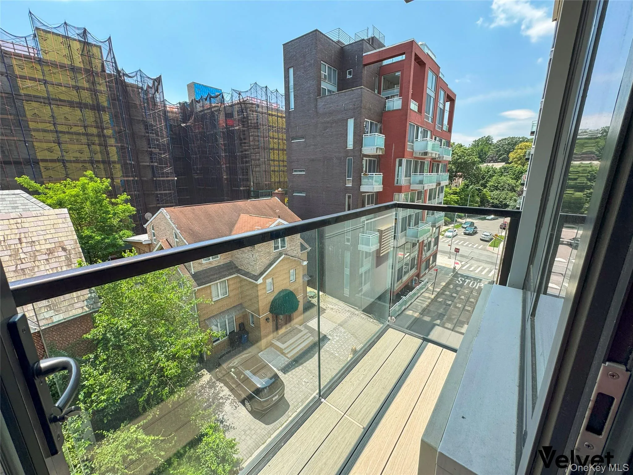 11617 Grosvenor Lane, New York, NY, 1 Bedroom Bedrooms, 3 Rooms Rooms,1 BathroomBathrooms,Residential Lease,For Rent,Grosvenor,0,1012605 11617 Grosvenor Lane, New York, NY, 1 Bedroom Bedrooms, 3 Rooms Rooms,1 BathroomBathrooms,Residential Lease,For Rent,Grosvenor,0,1012605