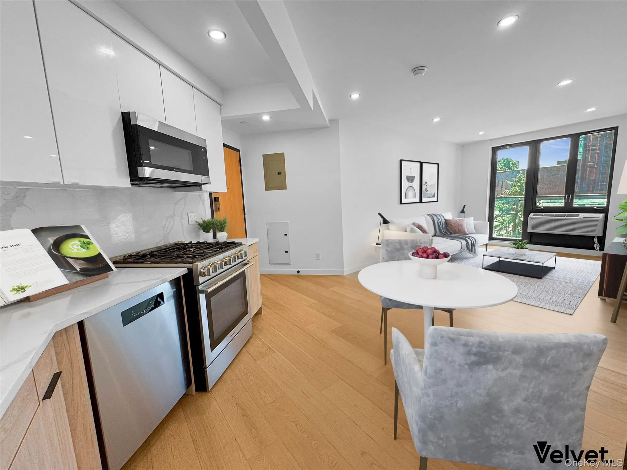11617 Grosvenor Lane, New York, NY, 1 Bedroom Bedrooms, 3 Rooms Rooms,1 BathroomBathrooms,Residential Lease,For Rent,Grosvenor,0,1012605 11617 Grosvenor Lane, New York, NY, 1 Bedroom Bedrooms, 3 Rooms Rooms,1 BathroomBathrooms,Residential Lease,For Rent,Grosvenor,0,1012605