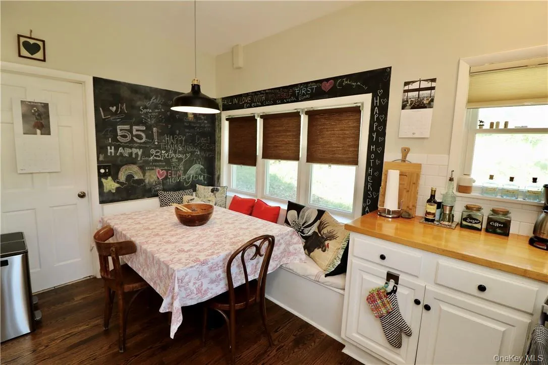 359 Cherry Street, Beacon, NY, 3 Bedrooms Bedrooms, 7 Rooms Rooms,1 BathroomBathrooms,Residential Lease,For Rent,Cherry,0,1012606 359 Cherry Street, Beacon, NY, 3 Bedrooms Bedrooms, 7 Rooms Rooms,1 BathroomBathrooms,Residential Lease,For Rent,Cherry,0,1012606