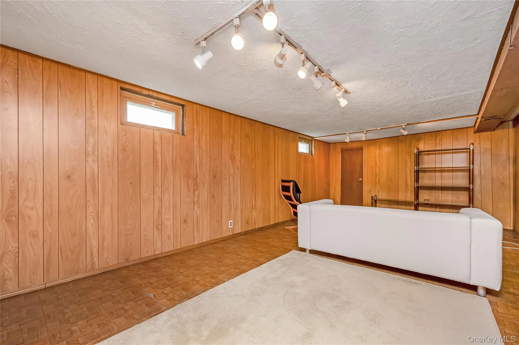 6 Center Street, Oyster Bay, NY, 3 Bedrooms Bedrooms, 6 Rooms Rooms,1 BathroomBathrooms,Residential,For Rent,Center,0,1012607 6 Center Street, Oyster Bay, NY, 3 Bedrooms Bedrooms, 6 Rooms Rooms,1 BathroomBathrooms,Residential,For Rent,Center,0,1012607