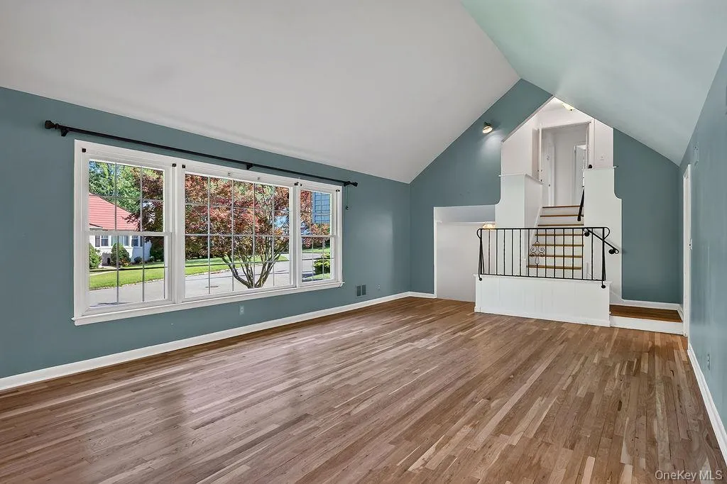 FILLED WITH TOTAL VIEW OF LIVING ROOM FROM UPPER LEVEL NATURAL LIGHT FILLED WITH TOTAL VIEW OF LIVING ROOM FROM UPPER LEVEL NATURAL LIGHT