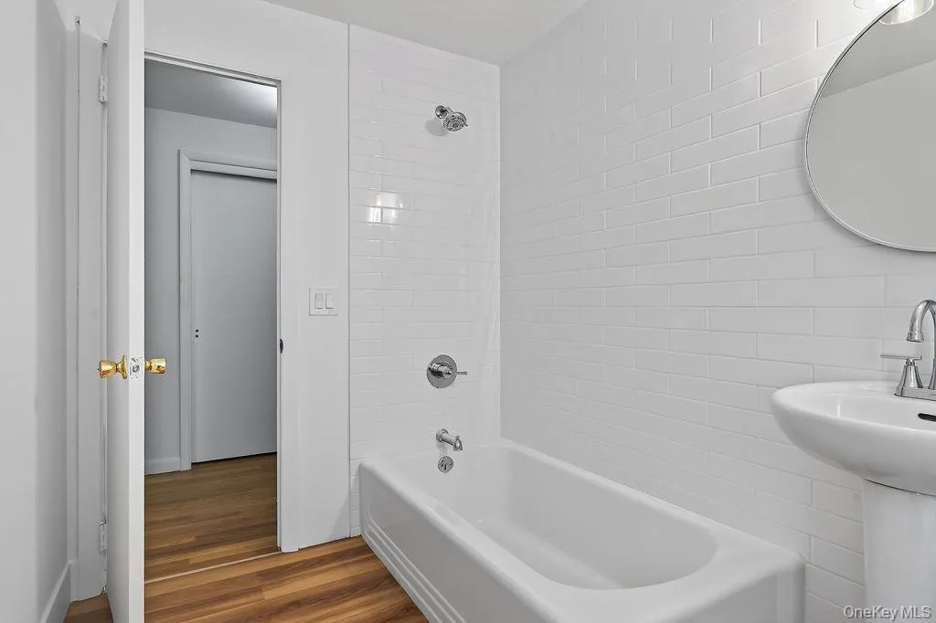 UPDATED BRIGHT AND AIRY NEW TOILET AND PEDASTEL SINK UPDATED BRIGHT AND AIRY NEW TOILET AND PEDASTEL SINK
