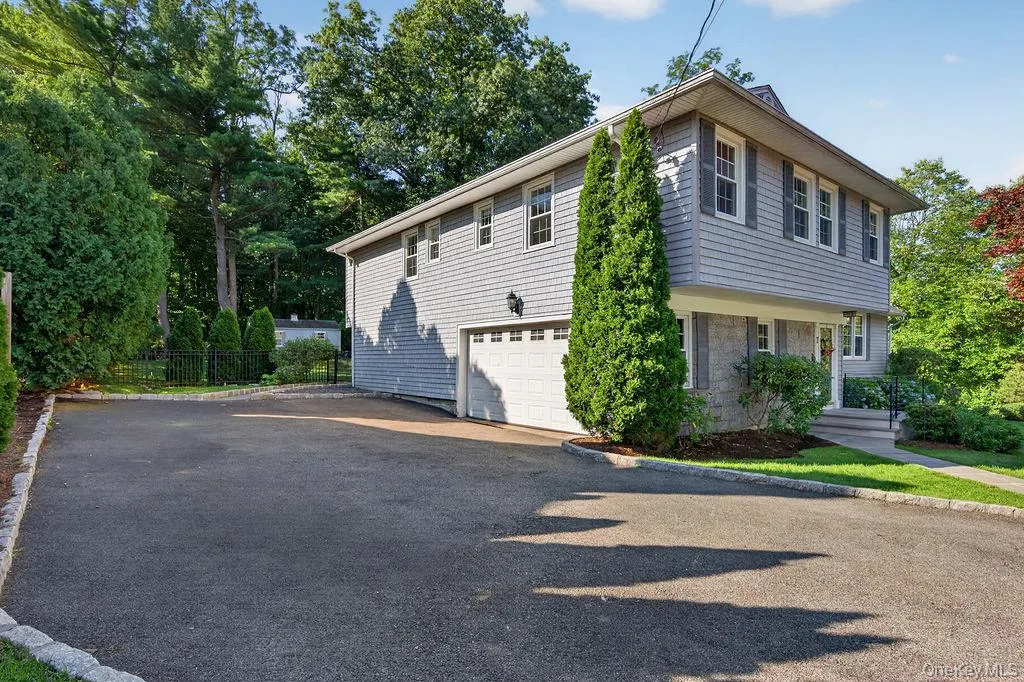 7 Stanley Road, White Plains, NY, 5 Bedrooms Bedrooms, 9 Rooms Rooms,3 BathroomsBathrooms,Residential,For Rent,Stanley,0,1012609 7 Stanley Road, White Plains, NY, 5 Bedrooms Bedrooms, 9 Rooms Rooms,3 BathroomsBathrooms,Residential,For Rent,Stanley,0,1012609