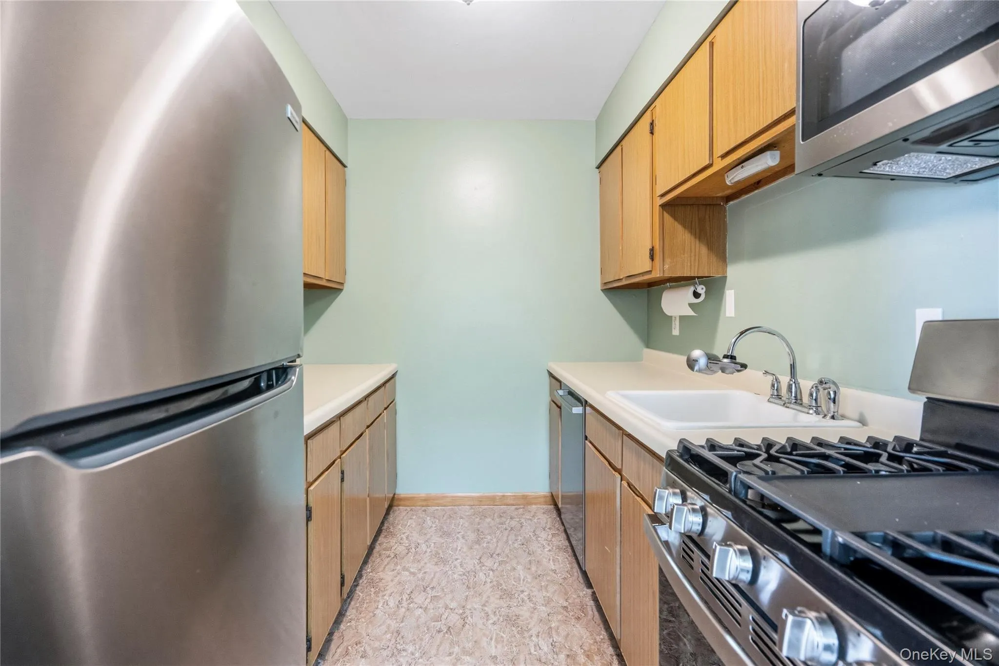 200 Lake Pointe Circle, Brookhaven, NY, 2 Bedrooms Bedrooms, 4 Rooms Rooms,1 BathroomBathrooms,Residential,For Rent,Lake Pointe Circle,0,1012611 200 Lake Pointe Circle, Brookhaven, NY, 2 Bedrooms Bedrooms, 4 Rooms Rooms,1 BathroomBathrooms,Residential,For Rent,Lake Pointe Circle,0,1012611