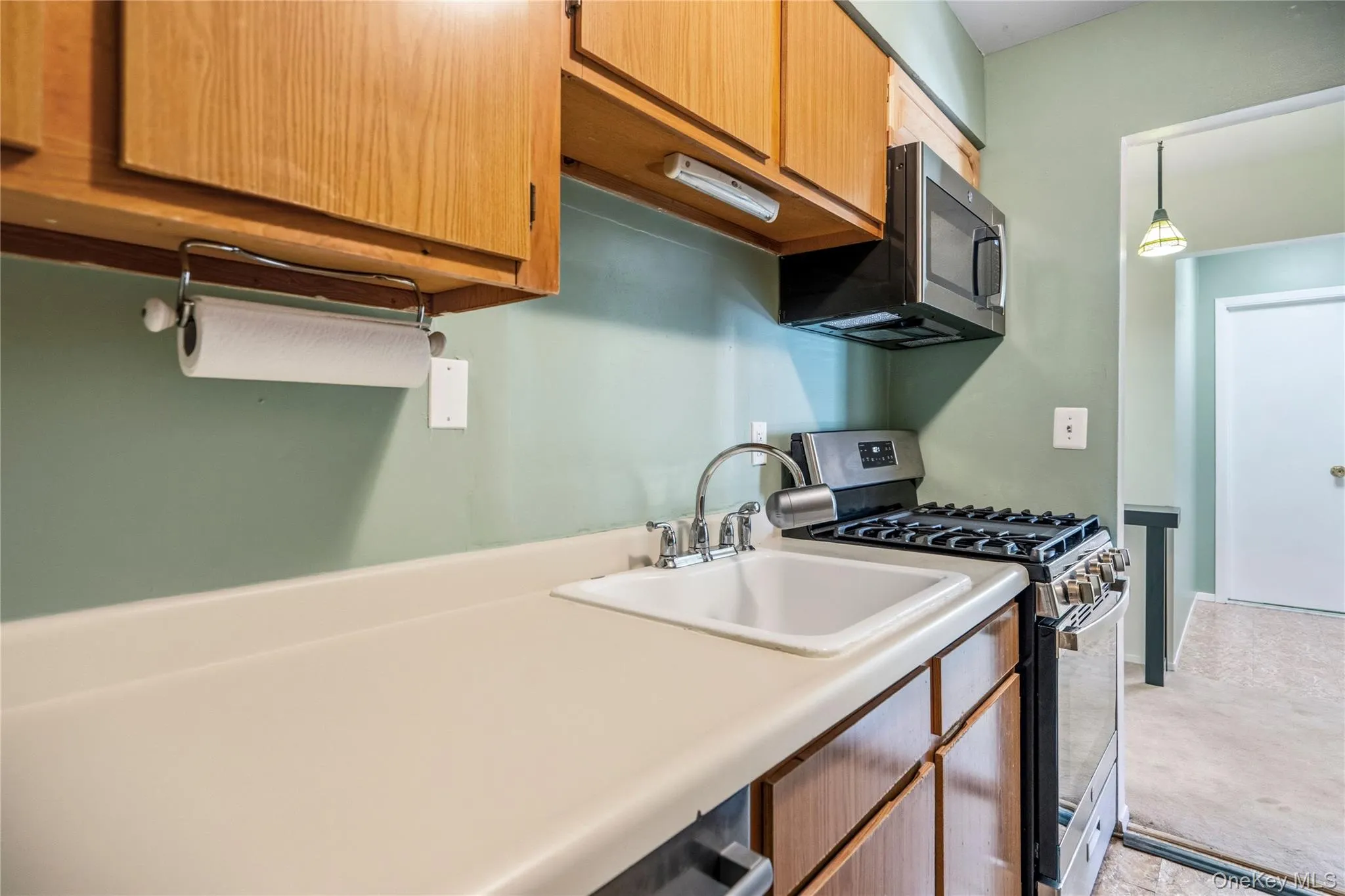 200 Lake Pointe Circle, Brookhaven, NY, 2 Bedrooms Bedrooms, 4 Rooms Rooms,1 BathroomBathrooms,Residential,For Rent,Lake Pointe Circle,0,1012611 200 Lake Pointe Circle, Brookhaven, NY, 2 Bedrooms Bedrooms, 4 Rooms Rooms,1 BathroomBathrooms,Residential,For Rent,Lake Pointe Circle,0,1012611