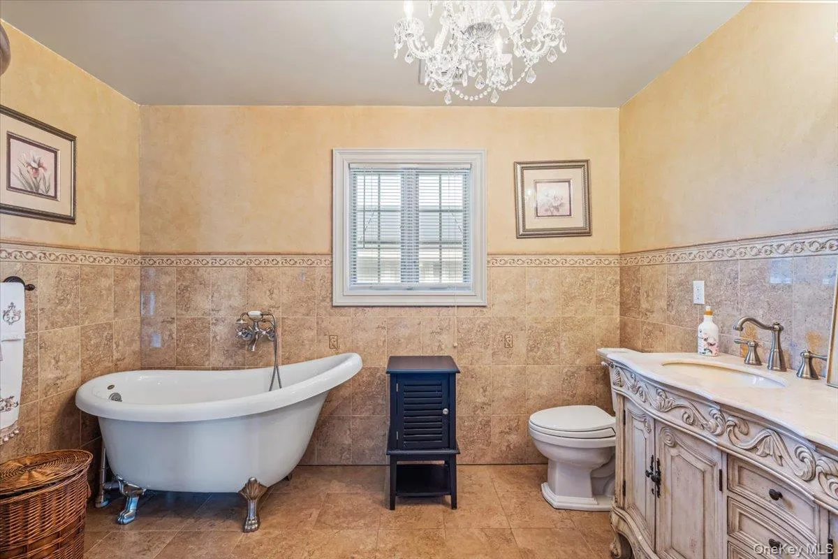 28-05 216th Street, New York, NY, 5 Bedrooms Bedrooms, 11 Rooms Rooms,3 BathroomsBathrooms,Residential,For Rent,216th,0,1012612 28-05 216th Street, New York, NY, 5 Bedrooms Bedrooms, 11 Rooms Rooms,3 BathroomsBathrooms,Residential,For Rent,216th,0,1012612