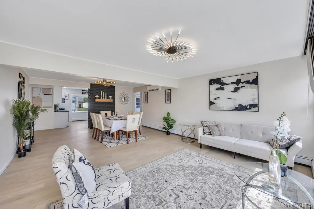 17 Skylark Lane, Hempstead, NY, 5 Bedrooms Bedrooms, 8 Rooms Rooms,2 BathroomsBathrooms,Residential,For Rent,Skylark,0,1012615 17 Skylark Lane, Hempstead, NY, 5 Bedrooms Bedrooms, 8 Rooms Rooms,2 BathroomsBathrooms,Residential,For Rent,Skylark,0,1012615