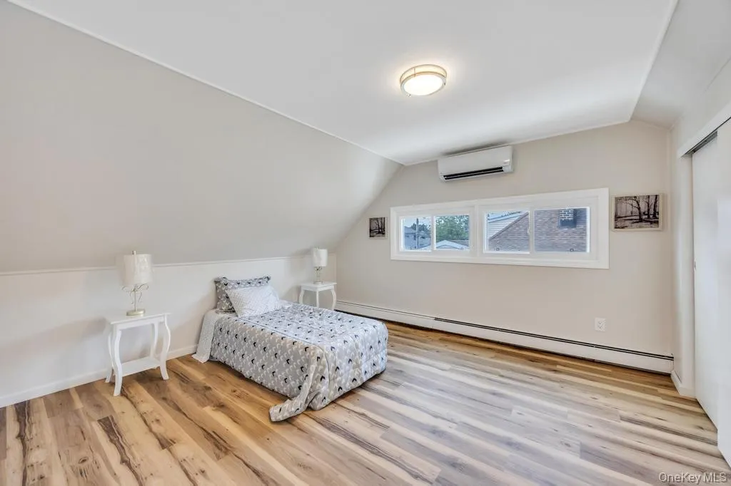 17 Skylark Lane, Hempstead, NY, 5 Bedrooms Bedrooms, 8 Rooms Rooms,2 BathroomsBathrooms,Residential,For Rent,Skylark,0,1012615 17 Skylark Lane, Hempstead, NY, 5 Bedrooms Bedrooms, 8 Rooms Rooms,2 BathroomsBathrooms,Residential,For Rent,Skylark,0,1012615