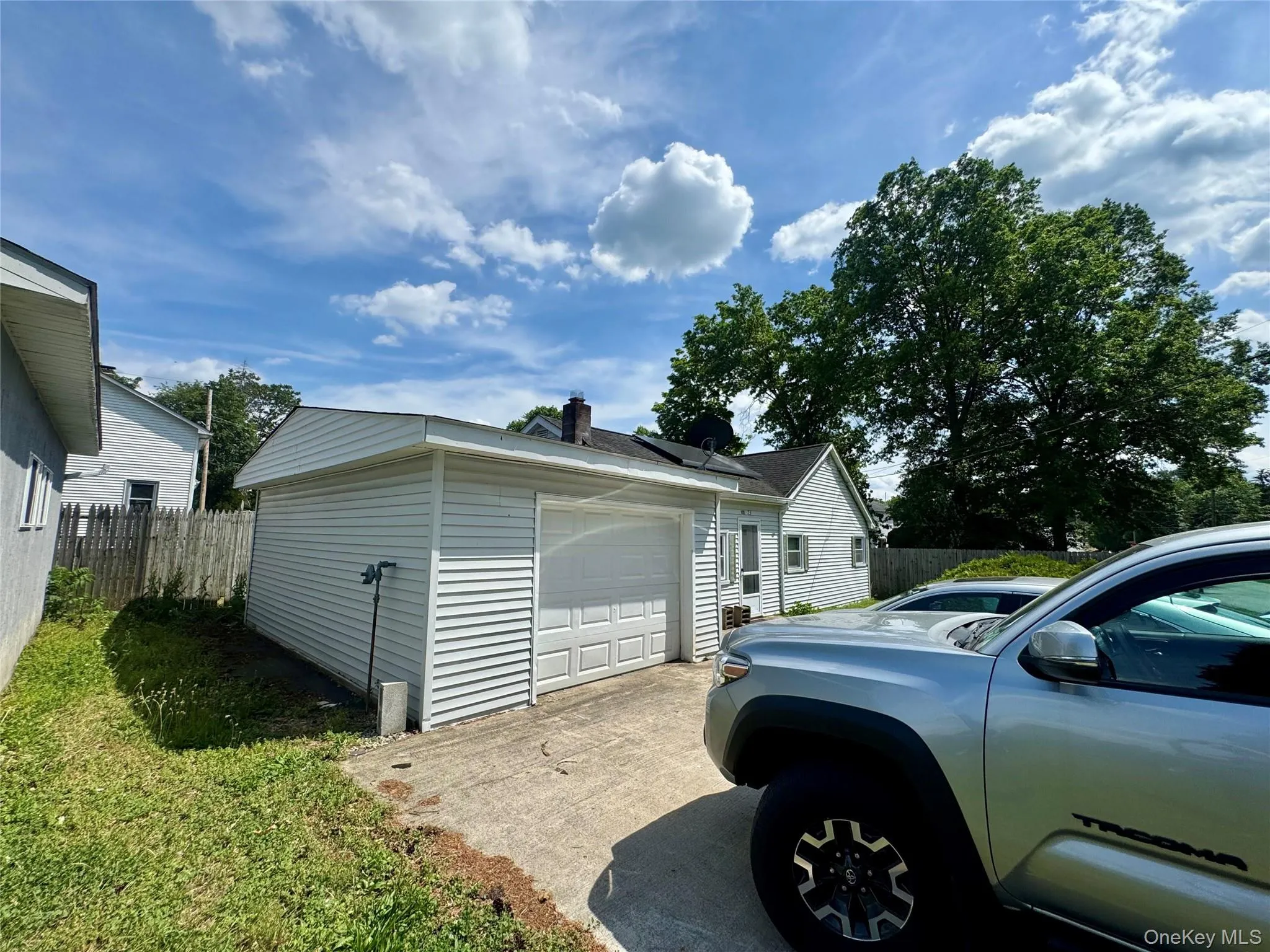 121 Brookline Avenue, Middletown, NY, 3 Bedrooms Bedrooms, 5 Rooms Rooms,1 BathroomBathrooms,Residential,For Rent,Brookline,0,1012622 121 Brookline Avenue, Middletown, NY, 3 Bedrooms Bedrooms, 5 Rooms Rooms,1 BathroomBathrooms,Residential,For Rent,Brookline,0,1012622