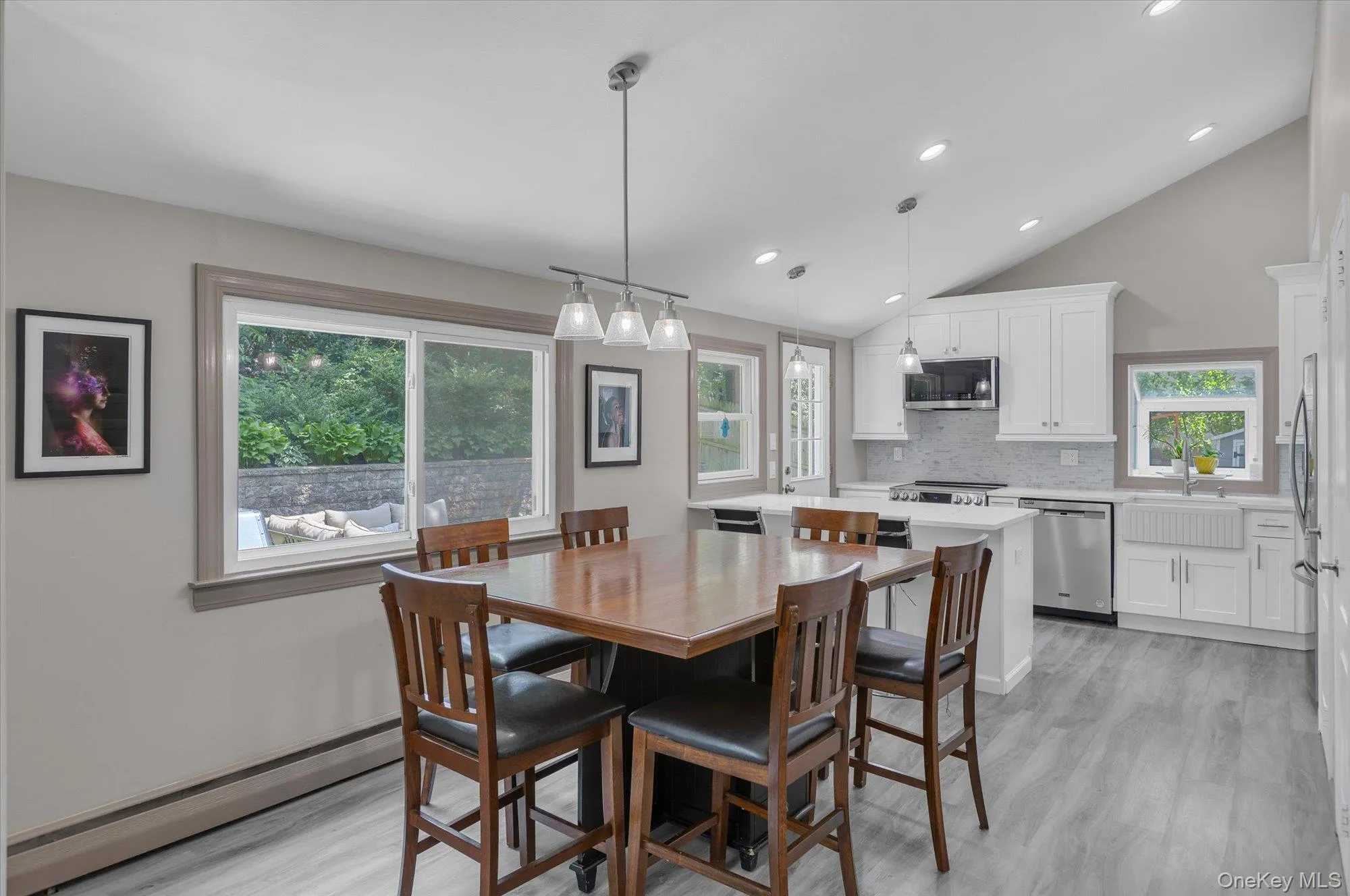 28 Harriet Lane, Huntington, NY, 4 Bedrooms Bedrooms, 8 Rooms Rooms,2 BathroomsBathrooms,Residential,For Rent,Harriet,0,1012625 28 Harriet Lane, Huntington, NY, 4 Bedrooms Bedrooms, 8 Rooms Rooms,2 BathroomsBathrooms,Residential,For Rent,Harriet,0,1012625