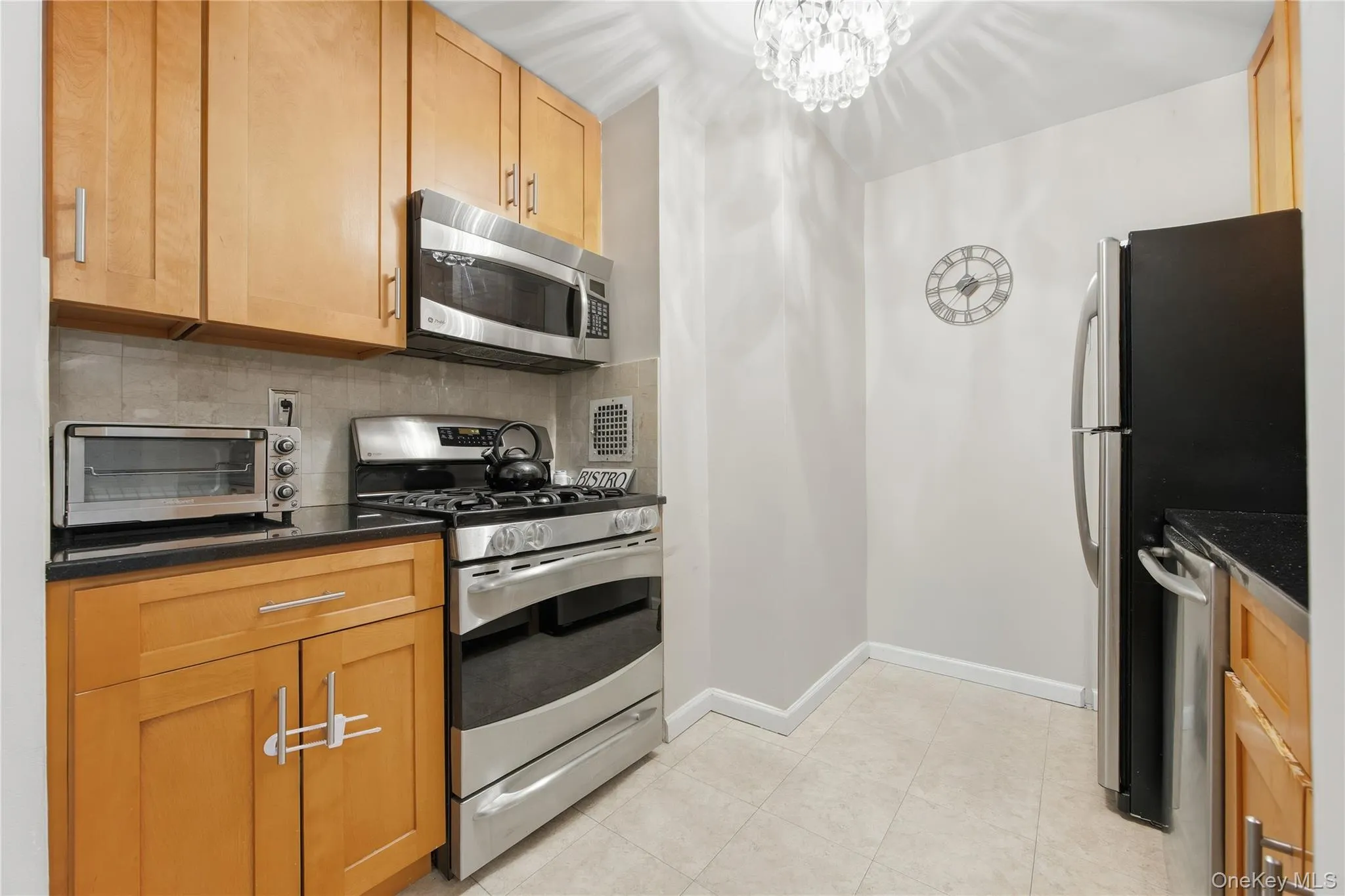 21 Fairview Avenue, Eastchester, NY, 2 Bedrooms Bedrooms, 5 Rooms Rooms,1 BathroomBathrooms,Residential,For Rent,Fairview,0,1012626 21 Fairview Avenue, Eastchester, NY, 2 Bedrooms Bedrooms, 5 Rooms Rooms,1 BathroomBathrooms,Residential,For Rent,Fairview,0,1012626