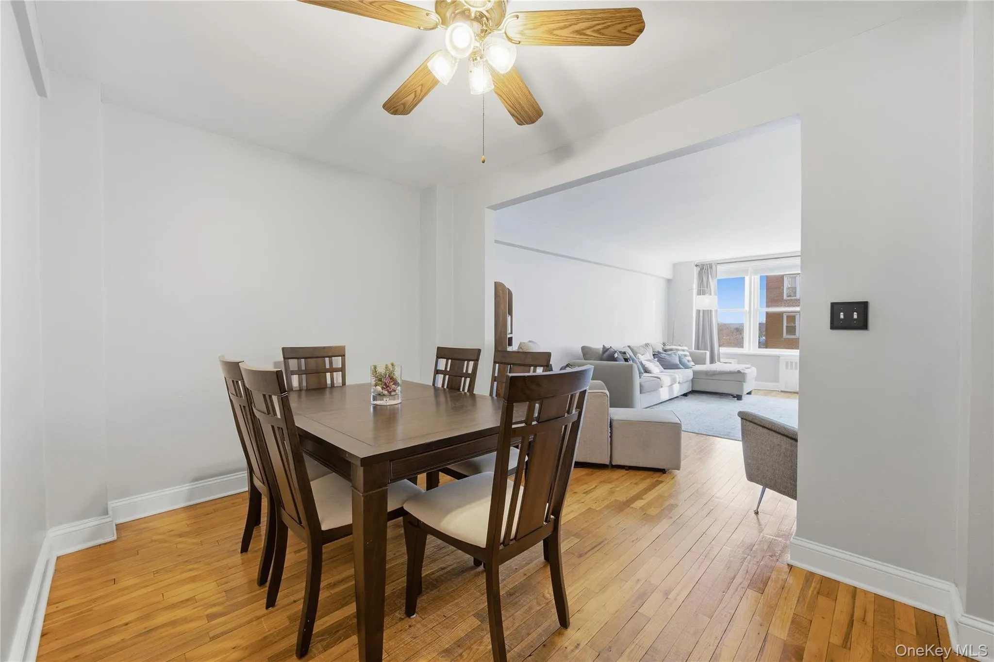 21 Fairview Avenue, Eastchester, NY, 2 Bedrooms Bedrooms, 5 Rooms Rooms,1 BathroomBathrooms,Residential,For Rent,Fairview,0,1012626 21 Fairview Avenue, Eastchester, NY, 2 Bedrooms Bedrooms, 5 Rooms Rooms,1 BathroomBathrooms,Residential,For Rent,Fairview,0,1012626