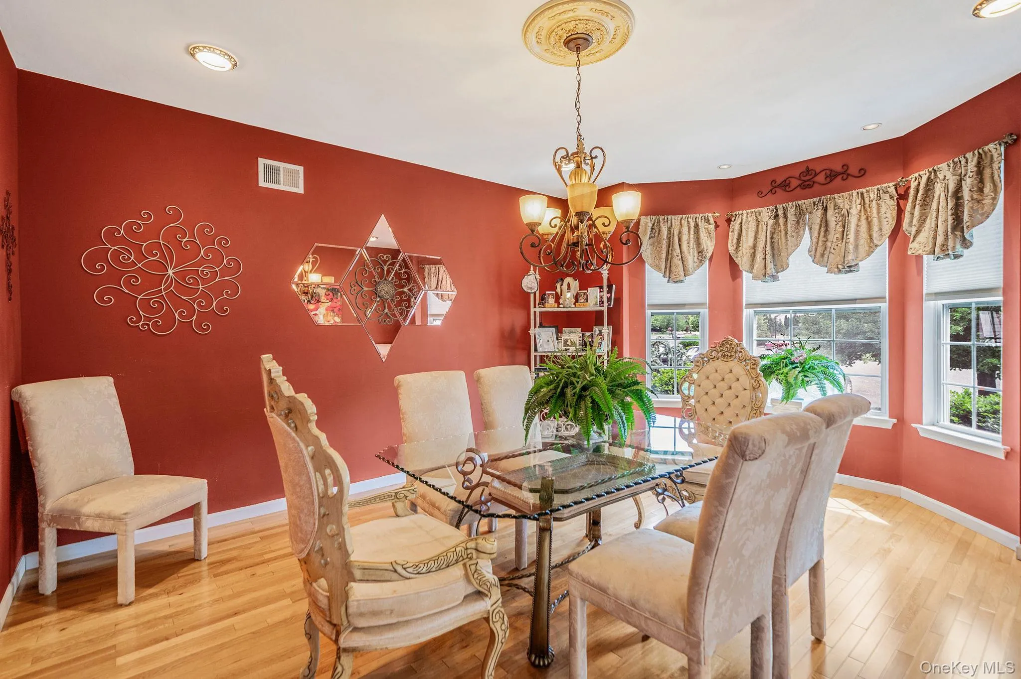 6 Westover Court, Brookhaven, NY, 5 Bedrooms Bedrooms, 12 Rooms Rooms,3 BathroomsBathrooms,Residential,For Rent,Westover,0,KEY1012630 6 Westover Court, Brookhaven, NY, 5 Bedrooms Bedrooms, 12 Rooms Rooms,3 BathroomsBathrooms,Residential,For Rent,Westover,0,KEY1012630