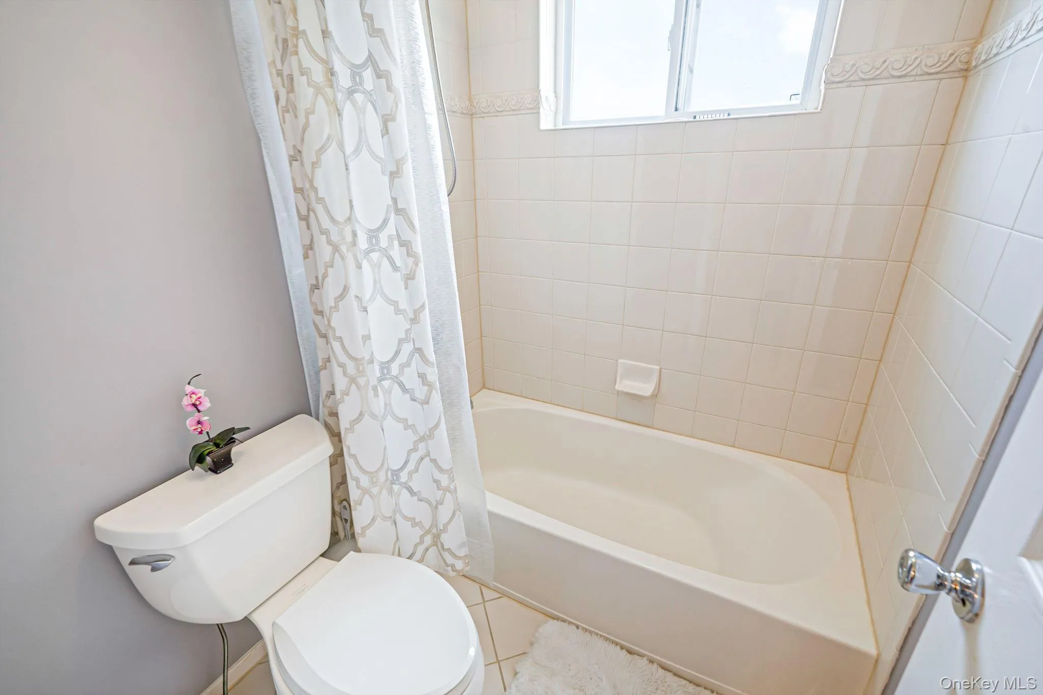6 Westover Court, Brookhaven, NY, 5 Bedrooms Bedrooms, 12 Rooms Rooms,3 BathroomsBathrooms,Residential,For Rent,Westover,0,KEY1012630 6 Westover Court, Brookhaven, NY, 5 Bedrooms Bedrooms, 12 Rooms Rooms,3 BathroomsBathrooms,Residential,For Rent,Westover,0,KEY1012630