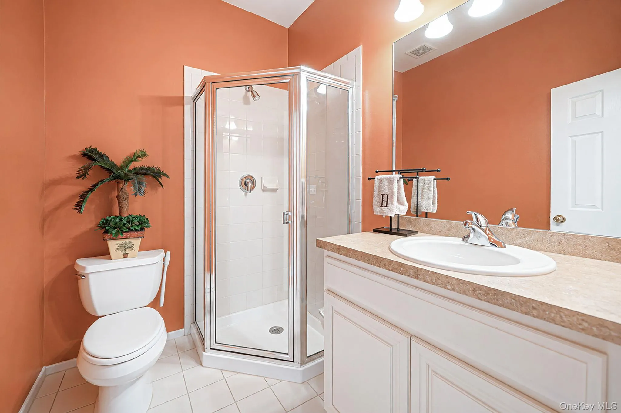 6 Westover Court, Brookhaven, NY, 5 Bedrooms Bedrooms, 12 Rooms Rooms,3 BathroomsBathrooms,Residential,For Rent,Westover,0,KEY1012630 6 Westover Court, Brookhaven, NY, 5 Bedrooms Bedrooms, 12 Rooms Rooms,3 BathroomsBathrooms,Residential,For Rent,Westover,0,KEY1012630