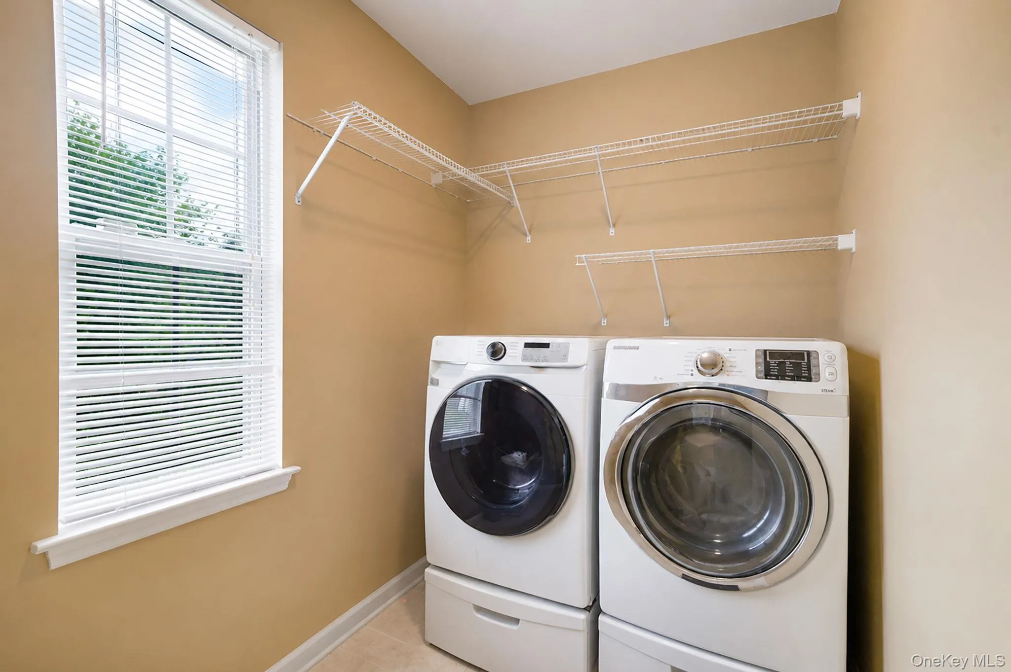 6 Westover Court, Brookhaven, NY, 5 Bedrooms Bedrooms, 12 Rooms Rooms,3 BathroomsBathrooms,Residential,For Rent,Westover,0,KEY1012630 6 Westover Court, Brookhaven, NY, 5 Bedrooms Bedrooms, 12 Rooms Rooms,3 BathroomsBathrooms,Residential,For Rent,Westover,0,KEY1012630