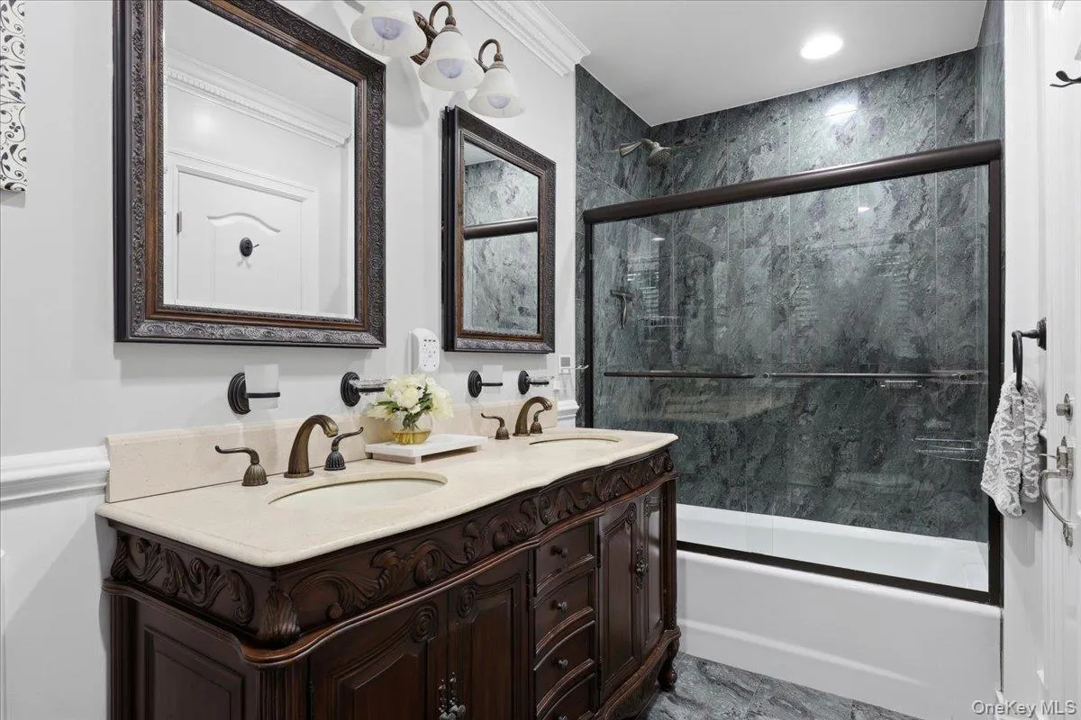 1 Interlaken Drive, Eastchester, NY, 5 Bedrooms Bedrooms, 10 Rooms Rooms,3 BathroomsBathrooms,Residential,For Rent,Interlaken,0,1012634 1 Interlaken Drive, Eastchester, NY, 5 Bedrooms Bedrooms, 10 Rooms Rooms,3 BathroomsBathrooms,Residential,For Rent,Interlaken,0,1012634