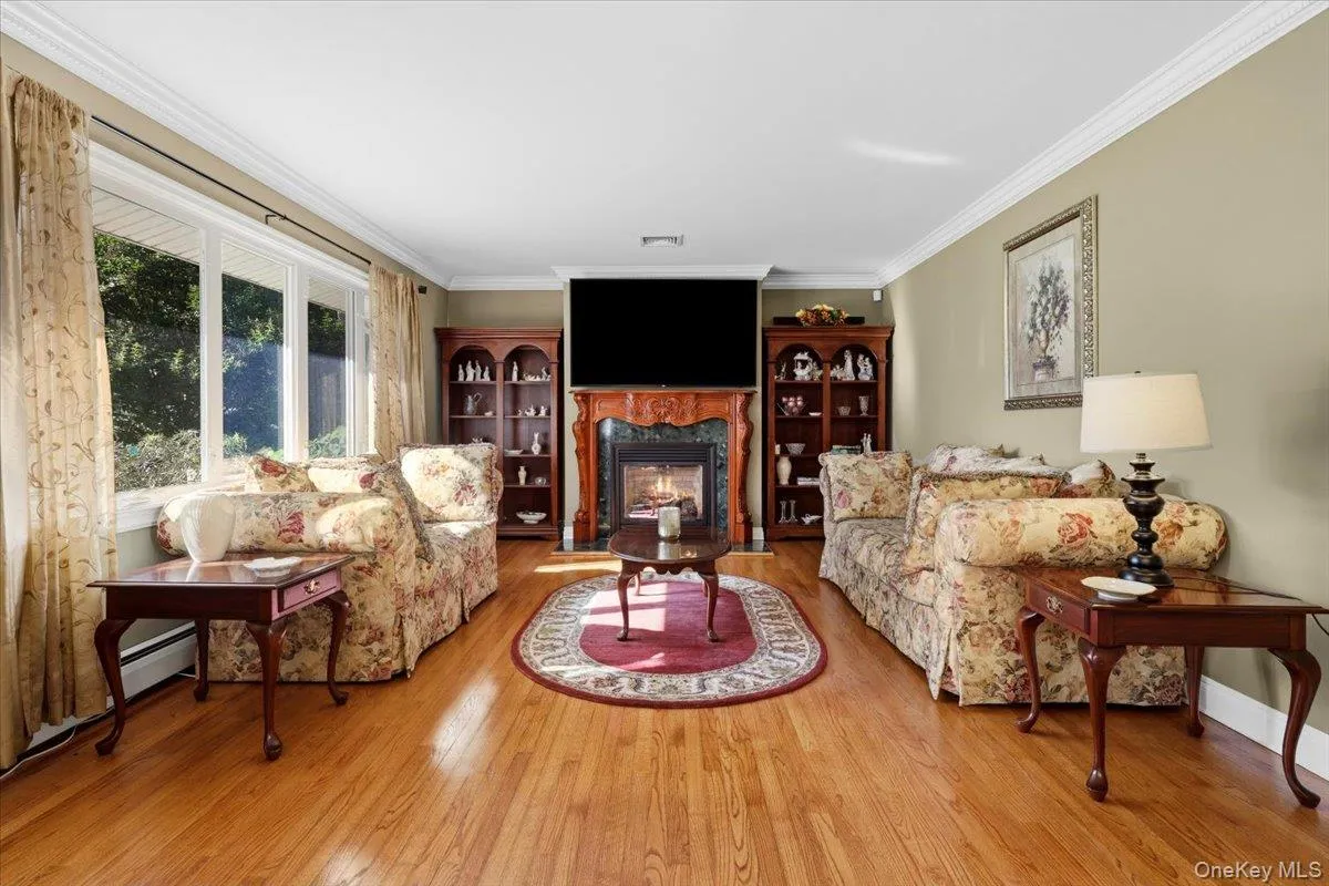 1 Interlaken Drive, Eastchester, NY, 5 Bedrooms Bedrooms, 10 Rooms Rooms,3 BathroomsBathrooms,Residential,For Rent,Interlaken,0,1012634 1 Interlaken Drive, Eastchester, NY, 5 Bedrooms Bedrooms, 10 Rooms Rooms,3 BathroomsBathrooms,Residential,For Rent,Interlaken,0,1012634