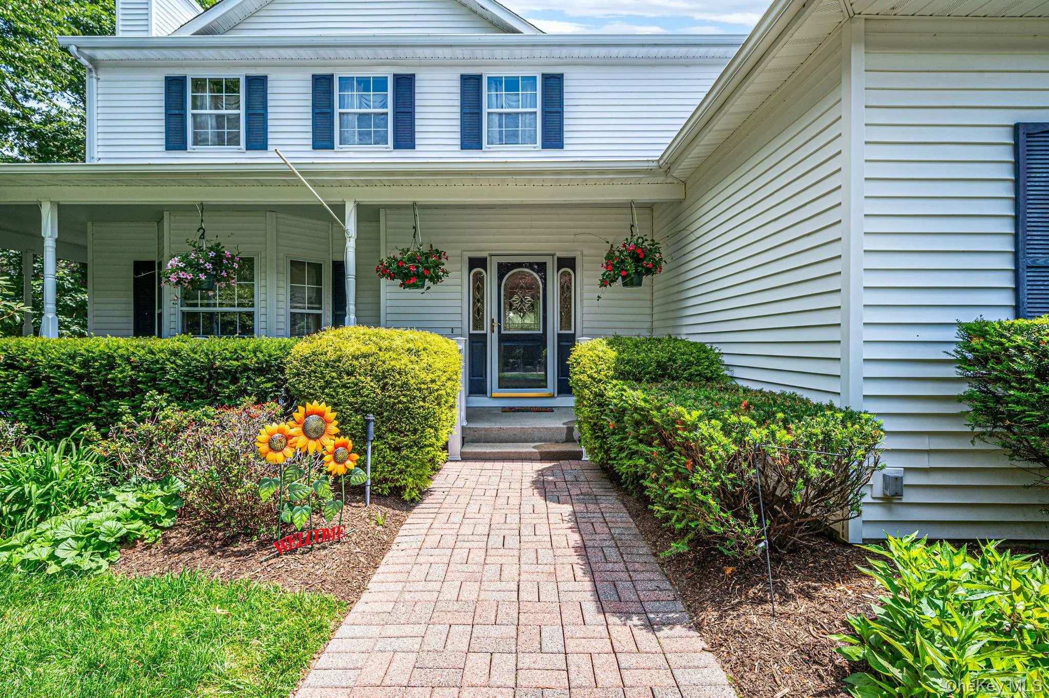 191 Natures Lane, Brookhaven, NY, 4 Bedrooms Bedrooms, 9 Rooms Rooms,3 BathroomsBathrooms,Residential,For Rent,Natures,0,1012637 191 Natures Lane, Brookhaven, NY, 4 Bedrooms Bedrooms, 9 Rooms Rooms,3 BathroomsBathrooms,Residential,For Rent,Natures,0,1012637