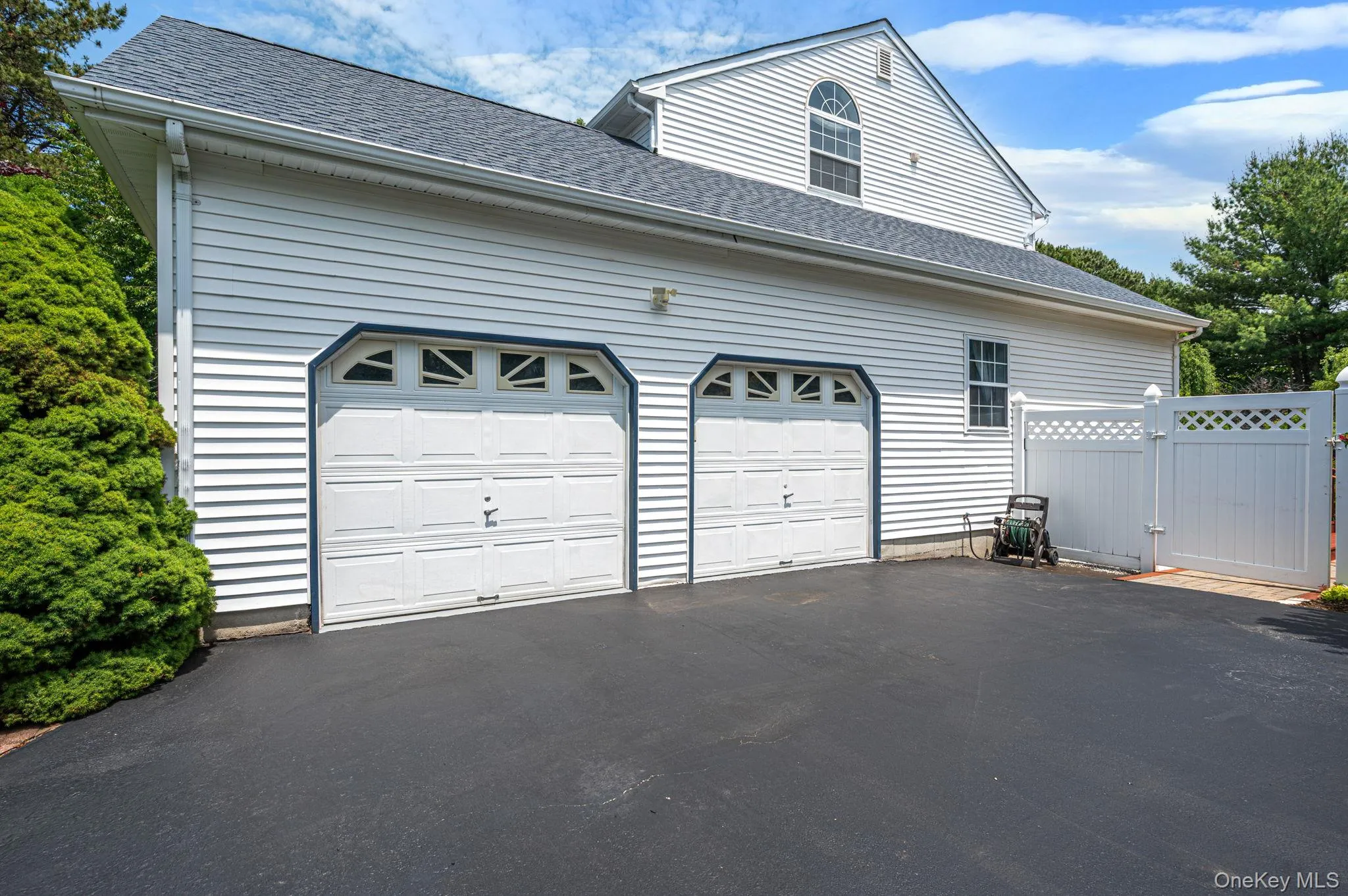 191 Natures Lane, Brookhaven, NY, 4 Bedrooms Bedrooms, 9 Rooms Rooms,3 BathroomsBathrooms,Residential,For Rent,Natures,0,1012637 191 Natures Lane, Brookhaven, NY, 4 Bedrooms Bedrooms, 9 Rooms Rooms,3 BathroomsBathrooms,Residential,For Rent,Natures,0,1012637