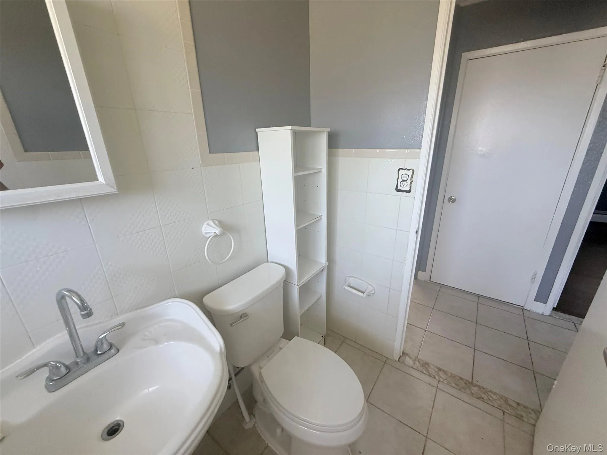 143 Red Maple Drive, Hempstead, NY, 4 Bedrooms Bedrooms, 7 Rooms Rooms,2 BathroomsBathrooms,Residential,For Rent,Red Maple,0,1012640 143 Red Maple Drive, Hempstead, NY, 4 Bedrooms Bedrooms, 7 Rooms Rooms,2 BathroomsBathrooms,Residential,For Rent,Red Maple,0,1012640