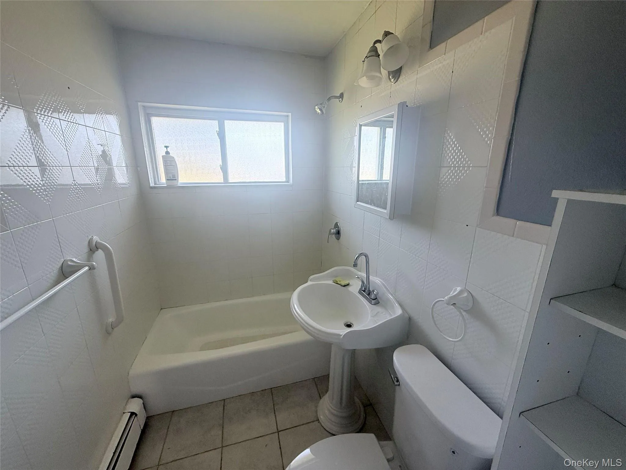 143 Red Maple Drive, Hempstead, NY, 4 Bedrooms Bedrooms, 7 Rooms Rooms,2 BathroomsBathrooms,Residential,For Rent,Red Maple,0,1012640 143 Red Maple Drive, Hempstead, NY, 4 Bedrooms Bedrooms, 7 Rooms Rooms,2 BathroomsBathrooms,Residential,For Rent,Red Maple,0,1012640