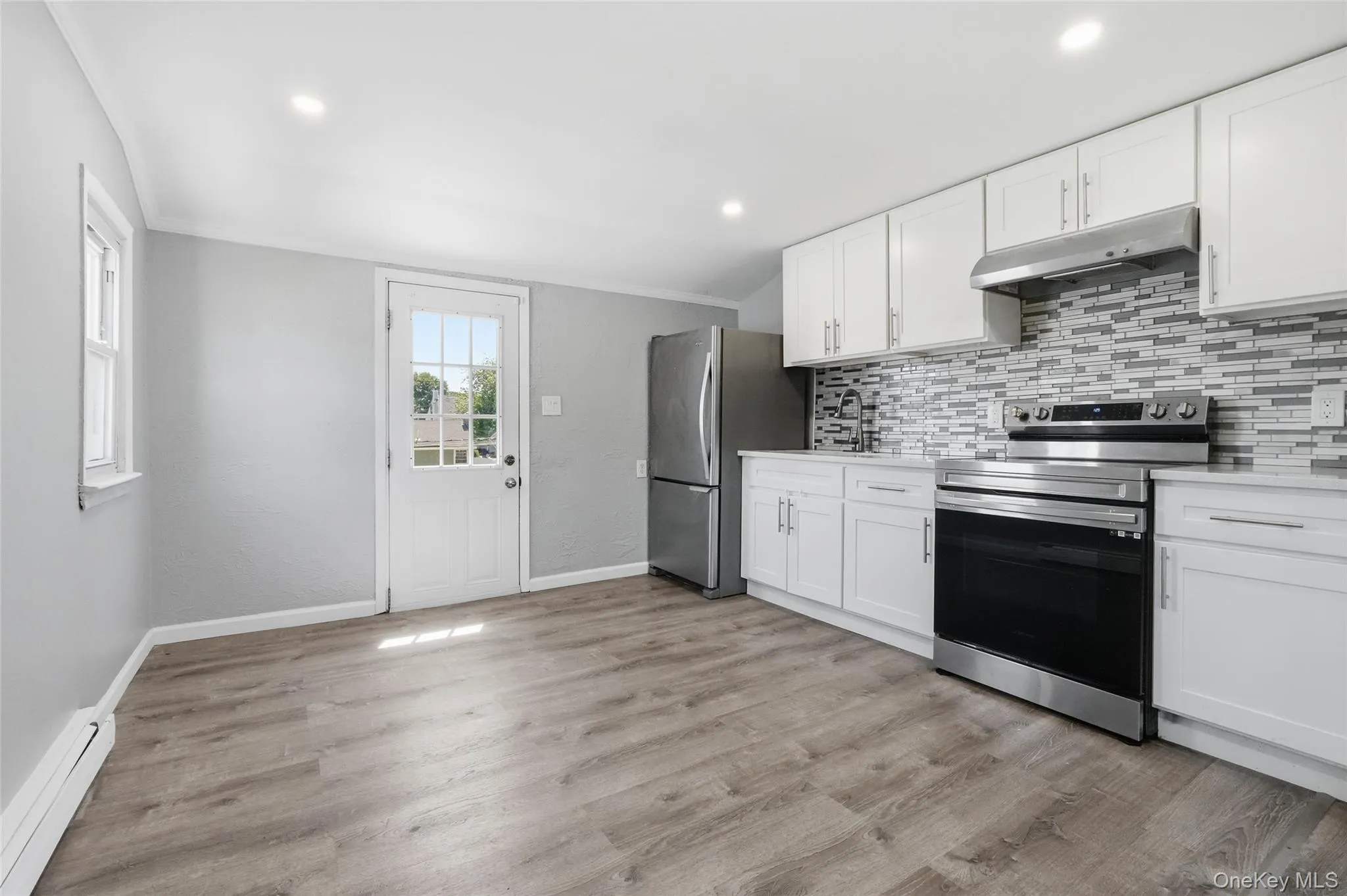 7 Penndale Drive, Babylon, NY, 5 Bedrooms Bedrooms, 9 Rooms Rooms,2 BathroomsBathrooms,Residential,For Rent,Penndale,0,1012641 7 Penndale Drive, Babylon, NY, 5 Bedrooms Bedrooms, 9 Rooms Rooms,2 BathroomsBathrooms,Residential,For Rent,Penndale,0,1012641