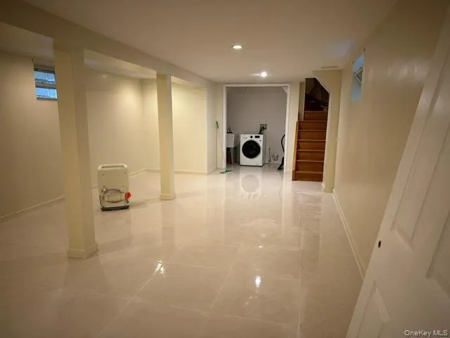 89-33 96th Street, New York, NY, 3 Bedrooms Bedrooms, 6 Rooms Rooms,1 BathroomBathrooms,Residential,For Rent,96th,0,1012644 89-33 96th Street, New York, NY, 3 Bedrooms Bedrooms, 6 Rooms Rooms,1 BathroomBathrooms,Residential,For Rent,96th,0,1012644