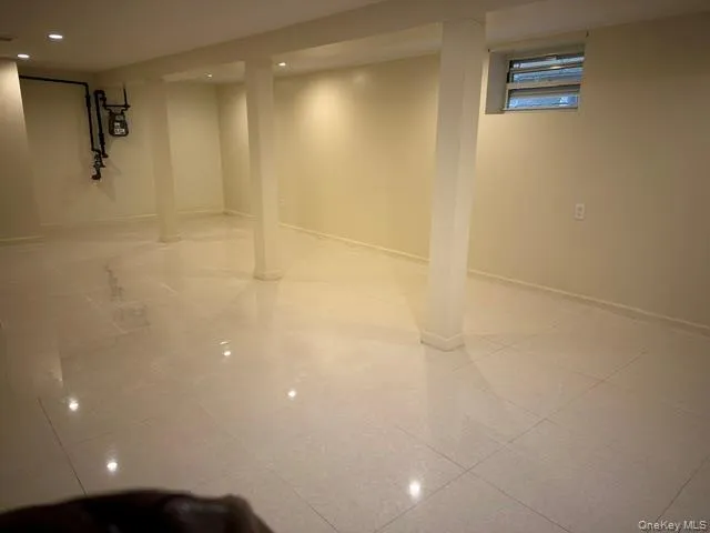 89-33 96th Street, New York, NY, 3 Bedrooms Bedrooms, 6 Rooms Rooms,1 BathroomBathrooms,Residential,For Rent,96th,0,1012644 89-33 96th Street, New York, NY, 3 Bedrooms Bedrooms, 6 Rooms Rooms,1 BathroomBathrooms,Residential,For Rent,96th,0,1012644