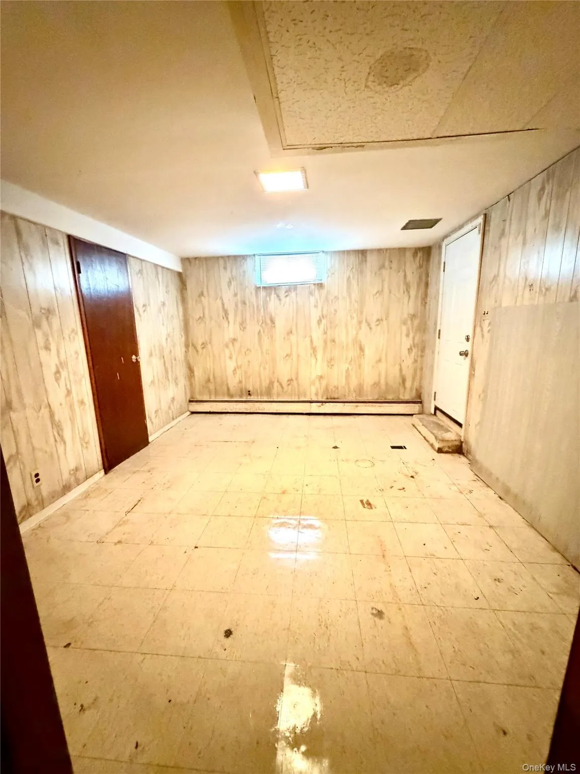 14 Hickory Street, Ramapo, NY, 4 Bedrooms Bedrooms, 7 Rooms Rooms,2 BathroomsBathrooms,Residential,For Rent,Hickory,0,1012649 14 Hickory Street, Ramapo, NY, 4 Bedrooms Bedrooms, 7 Rooms Rooms,2 BathroomsBathrooms,Residential,For Rent,Hickory,0,1012649