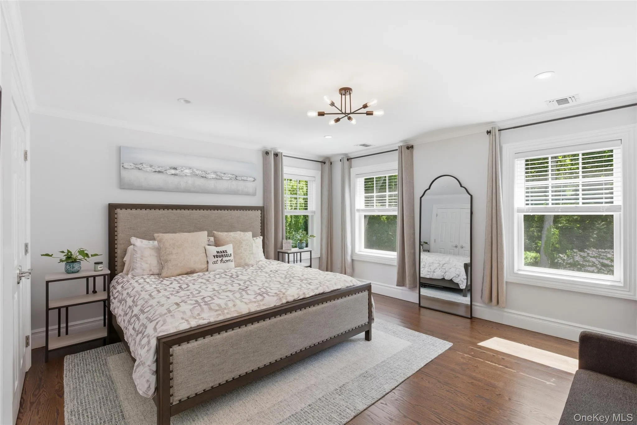 77 Mud Road, Brookhaven, NY, 5 Bedrooms Bedrooms, 11 Rooms Rooms,6 BathroomsBathrooms,Residential,For Rent,Mud,0,1012651 77 Mud Road, Brookhaven, NY, 5 Bedrooms Bedrooms, 11 Rooms Rooms,6 BathroomsBathrooms,Residential,For Rent,Mud,0,1012651