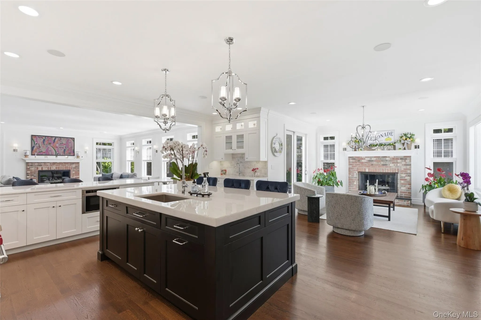 77 Mud Road, Brookhaven, NY, 5 Bedrooms Bedrooms, 11 Rooms Rooms,6 BathroomsBathrooms,Residential,For Rent,Mud,0,1012651 77 Mud Road, Brookhaven, NY, 5 Bedrooms Bedrooms, 11 Rooms Rooms,6 BathroomsBathrooms,Residential,For Rent,Mud,0,1012651