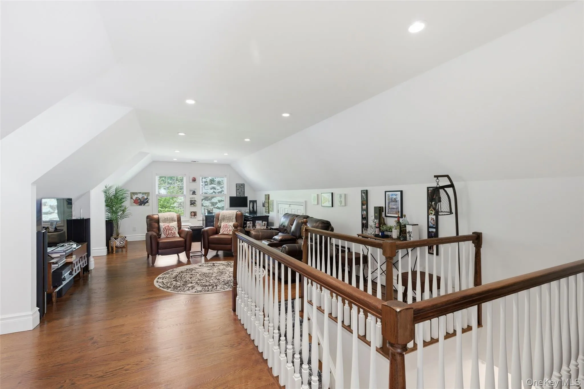 77 Mud Road, Brookhaven, NY, 5 Bedrooms Bedrooms, 11 Rooms Rooms,6 BathroomsBathrooms,Residential,For Rent,Mud,0,1012651 77 Mud Road, Brookhaven, NY, 5 Bedrooms Bedrooms, 11 Rooms Rooms,6 BathroomsBathrooms,Residential,For Rent,Mud,0,1012651