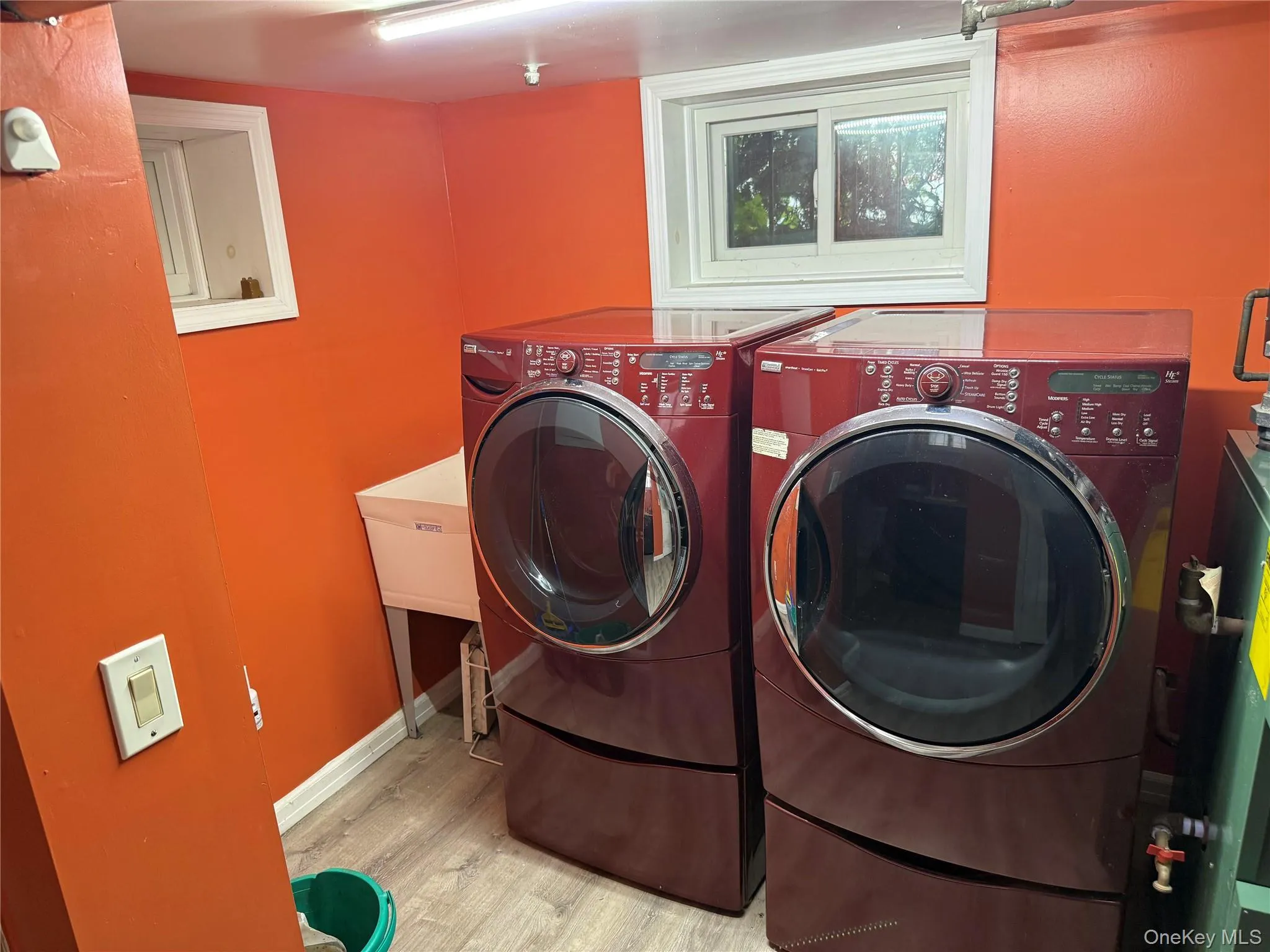 12302 116th Avenue, New York, NY, 3 Bedrooms Bedrooms, 6 Rooms Rooms,1 BathroomBathrooms,Residential,For Rent,116th,0,1012652 12302 116th Avenue, New York, NY, 3 Bedrooms Bedrooms, 6 Rooms Rooms,1 BathroomBathrooms,Residential,For Rent,116th,0,1012652
