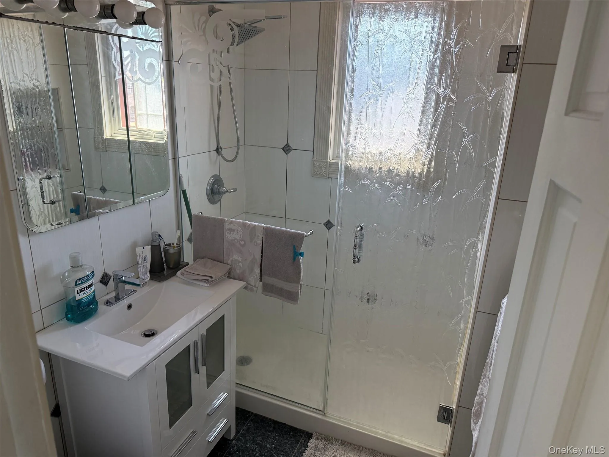 12302 116th Avenue, New York, NY, 3 Bedrooms Bedrooms, 6 Rooms Rooms,1 BathroomBathrooms,Residential,For Rent,116th,0,1012652 12302 116th Avenue, New York, NY, 3 Bedrooms Bedrooms, 6 Rooms Rooms,1 BathroomBathrooms,Residential,For Rent,116th,0,1012652